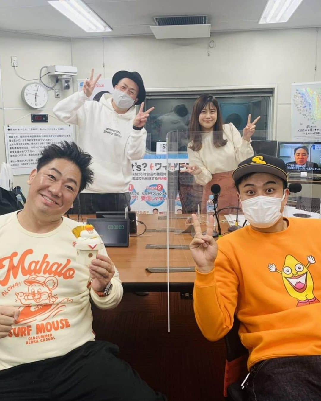 川原豪介さんのインスタグラム写真 - (川原豪介Instagram)「あけましておめでとうございます🎍今年もよろしくお願い致します‼️仕事初めはラジオの6時間半生放送でした！おみくじはまさかの凶でした！あとはあがるだけばい！わーい！２０２１年は仕事ギューギューになるように頑張ります！モ〜‼️ #ブルーリバー」1月1日 21時48分 - blueriver_kawa