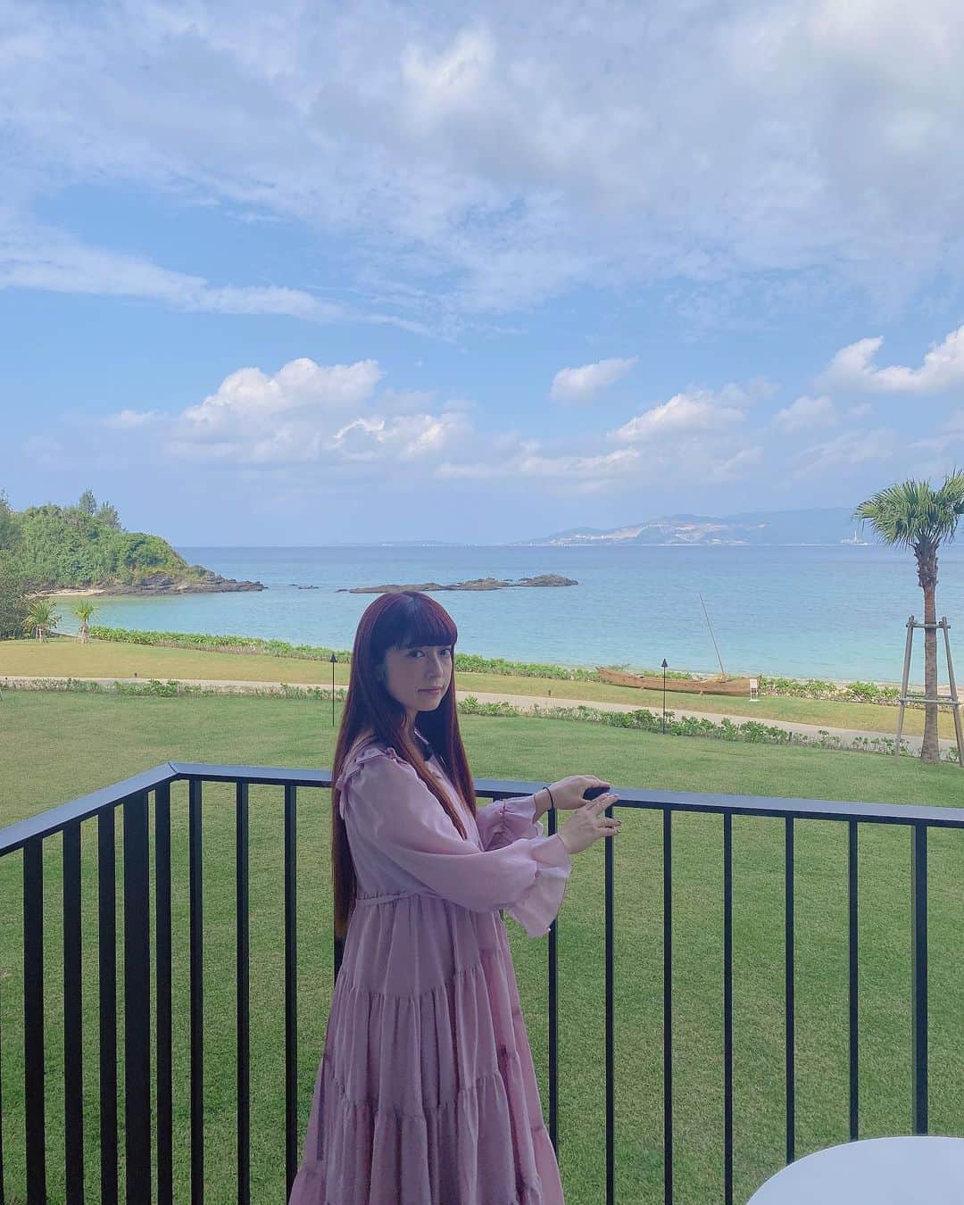 青木美沙子さんのインスタグラム写真 - (青木美沙子Instagram)「あけましておめでとうございます⛩今年もよろしくお願い申し上げます🤲 今年もロリータファッション全開で色々と挑戦していけたらと思っています🌹 そして、健康第一に💓  写真は去年沖縄に行った時のです❣️またコロナが落ち着いら行きたいな🌹」1月1日 21時50分 - misakoaoki