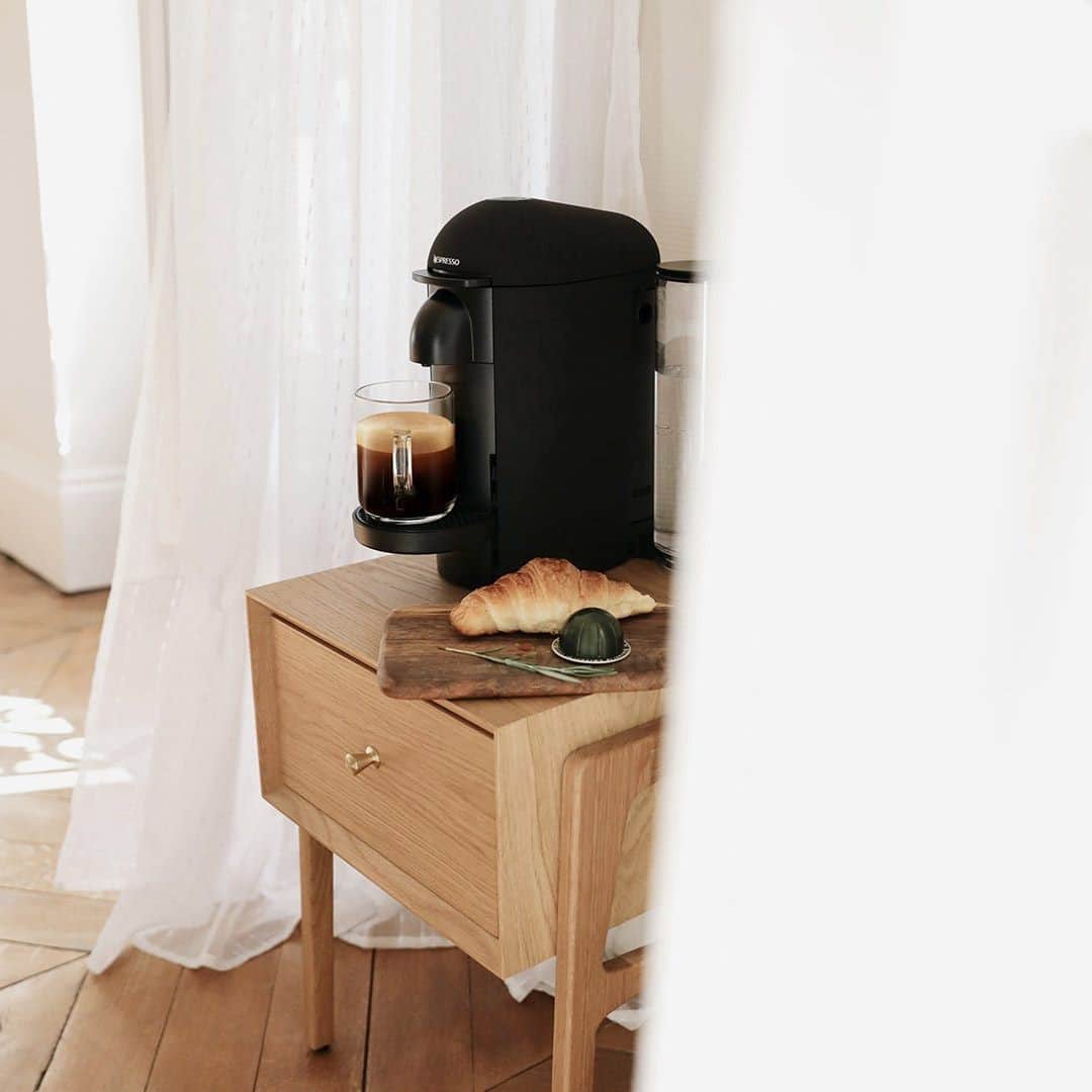 Nespressoのインスタグラム：「Happy New Year!   Is there a better way to start 2021 than with your favourite Vertuo coffee?   What is your go-to capsule to kick-off this year? Tell us below!  #Nespresso #NespressoMoments #Vertuo」