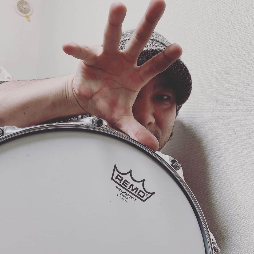 PxOxNのインスタグラム：「ピカピカ！ ヘッドも張り替えてピンピンなので 4日に音出すのが楽しみ！」