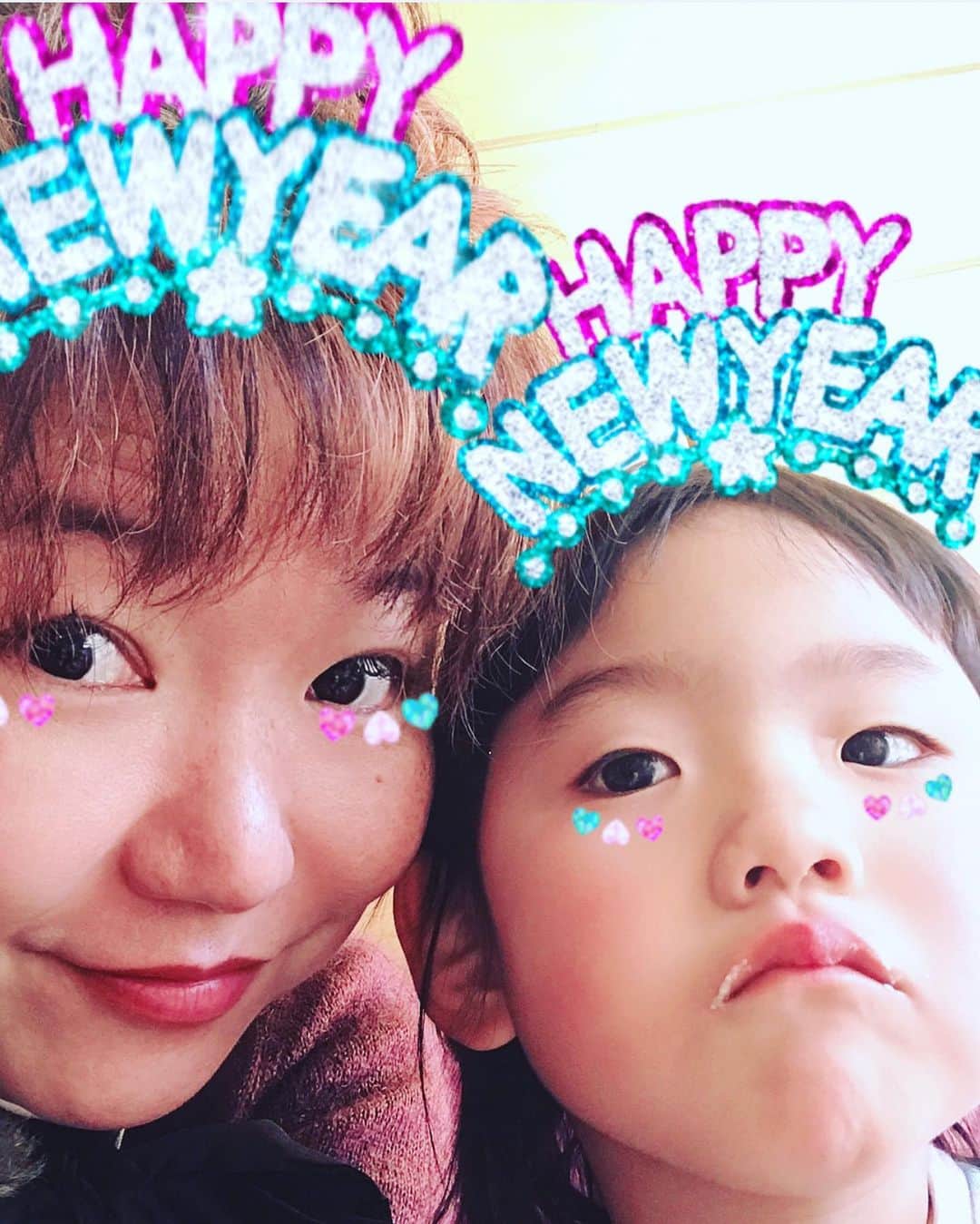 有坂美香さんのインスタグラム写真 - (有坂美香Instagram)「🎍あけましておめでとうございます🎍  今年も沢山の楽しみを心に、健康第一で精進してまいります！  今年もよろしくお願い致します✨ 沢山歌いますよー！  #2021 元旦 #ツルピカタマゴちゃん」1月1日 22時22分 - mikaarisaka