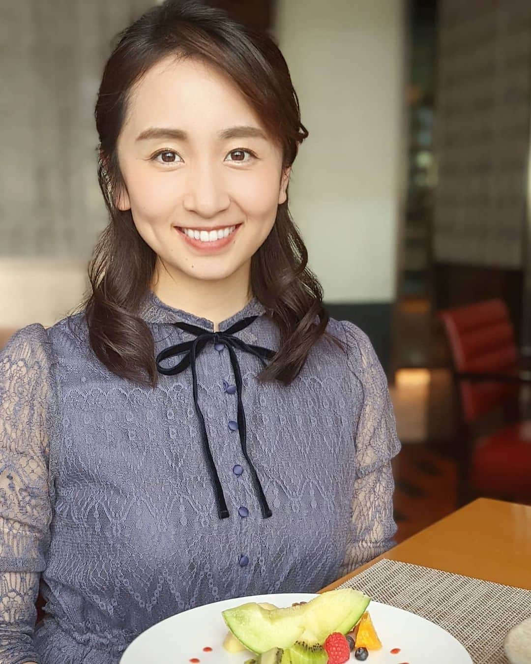 小野恵美のインスタグラム：「本年もよろしくお願いします🍀  喪中のため、新年のご挨拶を控えさせていただきます。  2021年が皆様にとっても、良き一年になりますように😌」