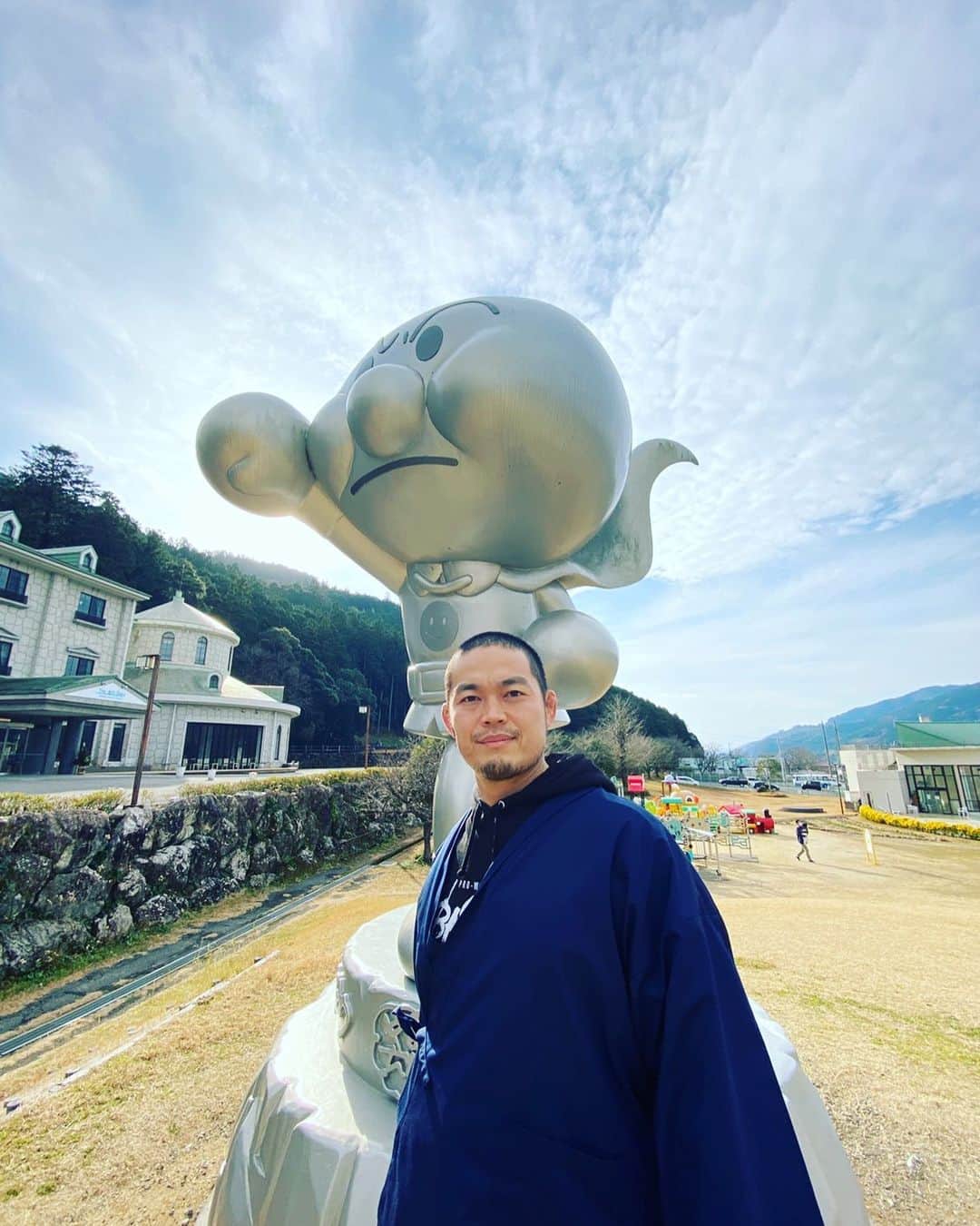 福田洋のインスタグラム：「あけましておめでとうございます❣️🐮  元日から試合ができて本当に幸せです。 プロレスはやっぱりむちゃくちゃたのしい❣️  Time is not money. Time is life.  わたしの大好きな #SadhguruQuotes です。今年はこいつを肝に銘じてシャカリキます❣️」