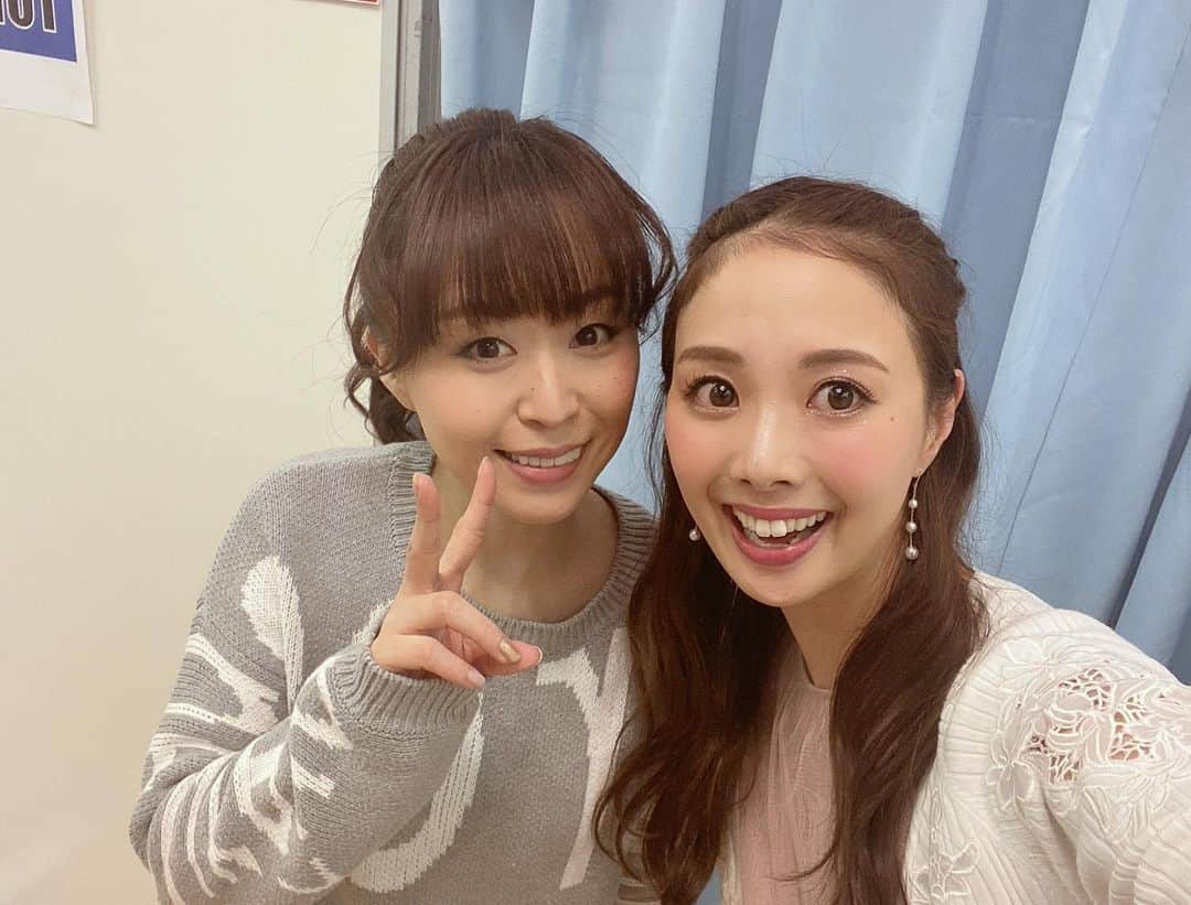 妃海風さんのインスタグラム写真 - (妃海風Instagram)「. . ももいろ歌合戦 . NiziUを一緒に歌った 塩乃華織さんと📸❤️ . 共演2回目なので すっかり仲良し😍 かおりんって呼んでます🍑笑 . NiziUにそこまで詳しくなかった私たち笑 2人でめっちゃがんばりましたっ🤣❤️🌈 . あー楽しかったね❣️ . . #ももいろ歌合戦 #塩乃華織　さん #NiziU」1月1日 23時13分 - fuhinami_official