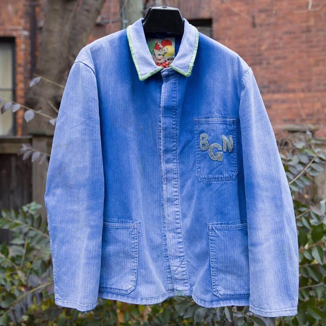 小木 "Poggy" 基史さんのインスタグラム写真 - (小木 "Poggy" 基史Instagram)「@bentgablenits custom hoodie and chore jacket available at @2gtokyo ( @proomtheworld ) tomorrow.」1月1日 23時23分 - poggytheman