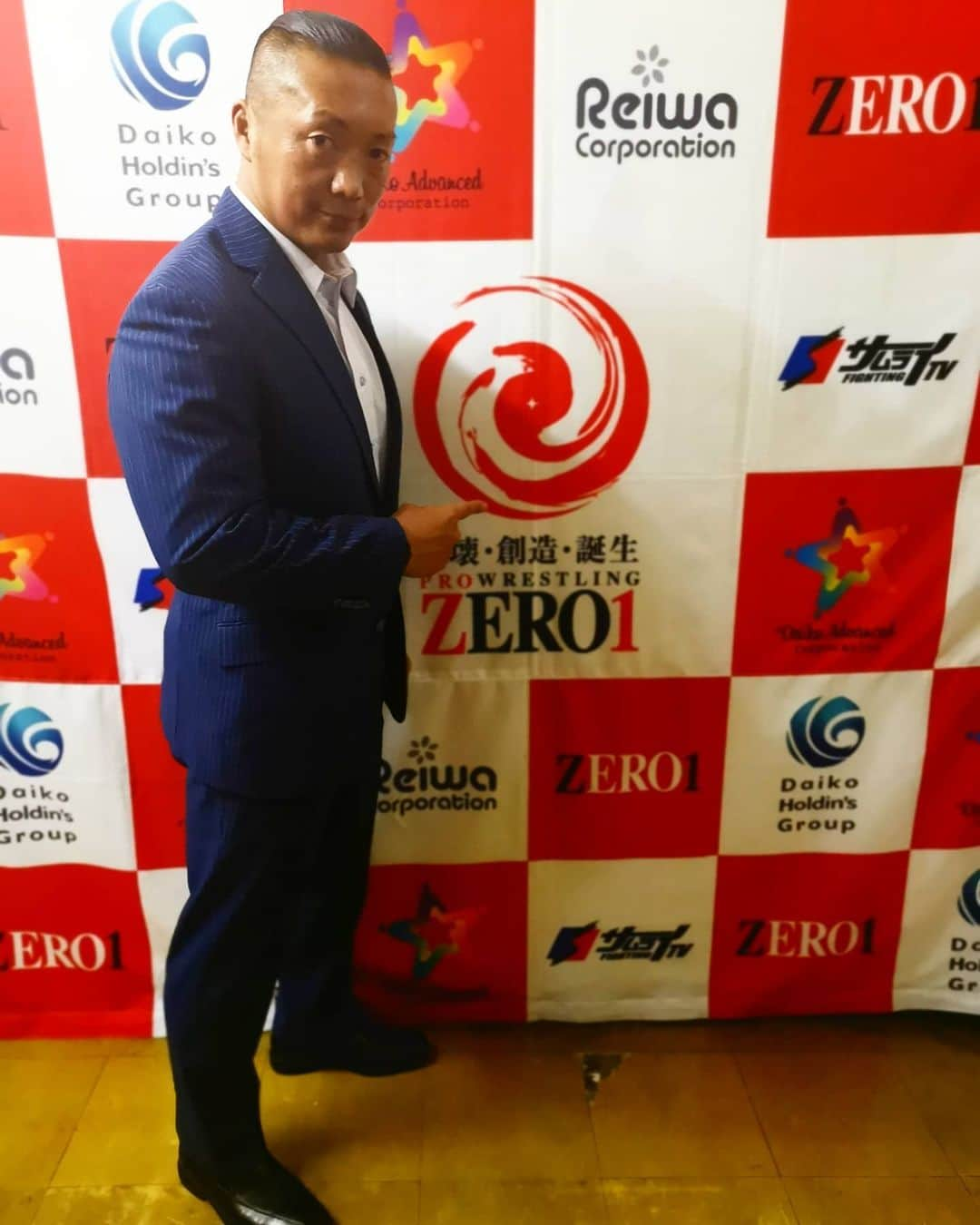 CIMAさんのインスタグラム写真 - (CIMAInstagram)「Pro Wrestling ZERO1. #pwzero1 #STRONGHEARTS #january1st」1月1日 23時21分 - supercima1115