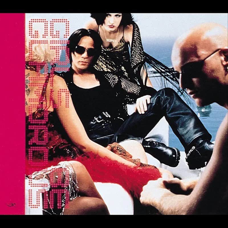 氷室京介のインスタグラム：「《Today’s Recommend》 2001年の今日、氷室京介 21枚目のシングル 『Girls Be Glamorous』リリース⚜️ 2001.01.01 21st Single『Girls Be Glamorous』Release⚜️#kyosukehimuro」