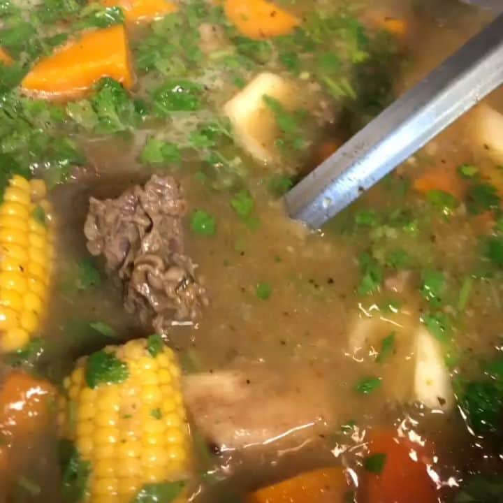 Cesar Gonzalez Cocineroのインスタグラム：「Quién quiere? 👀  - - - - - 📸 cabimasrestaurant」