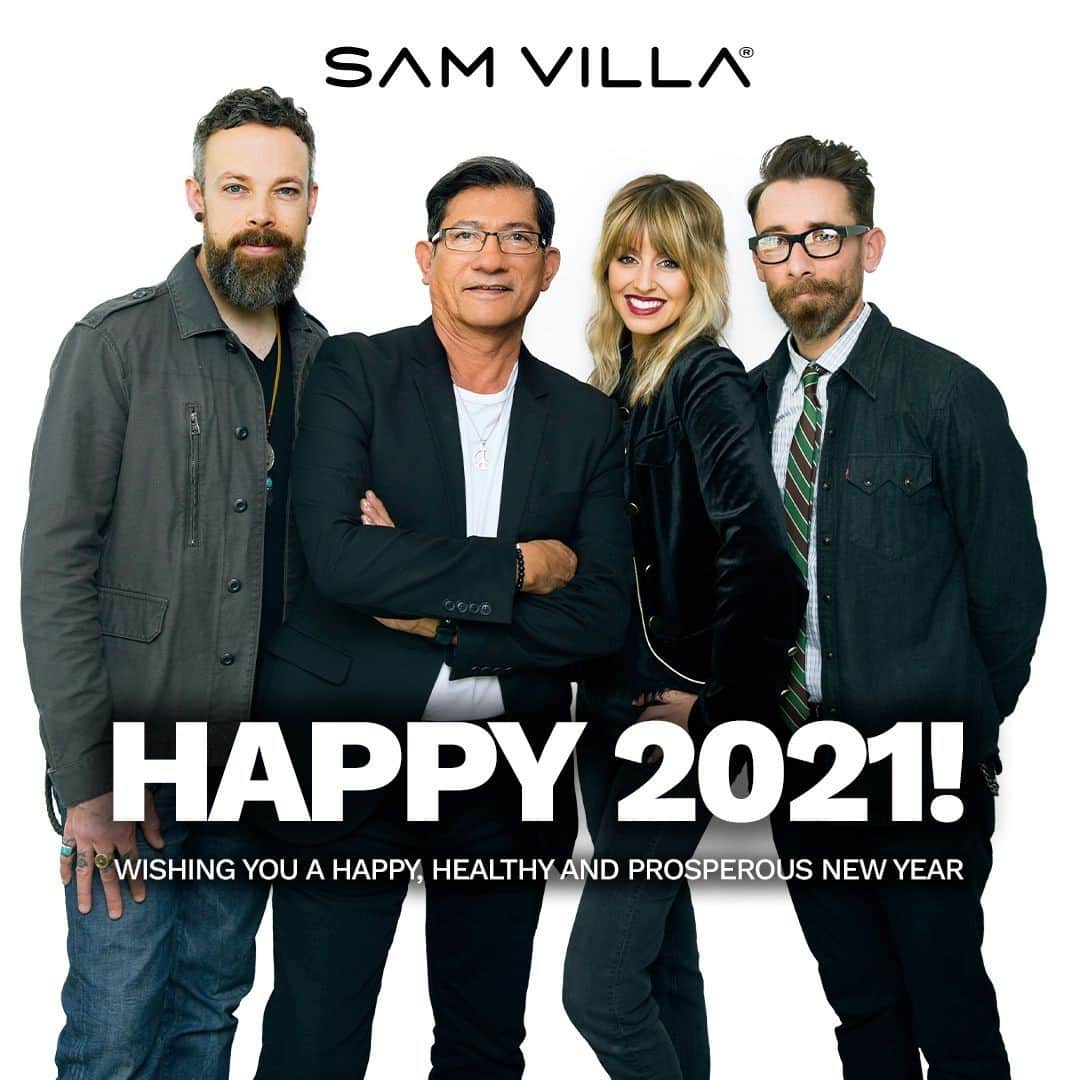 Sam Villaさんのインスタグラム写真 - (Sam VillaInstagram)「Cheers to health, happiness and new beginnings. 🍾  Wishing you a #HappyNewYear from the #SamVilla Family!  #2021」1月2日 0時15分 - samvillahair