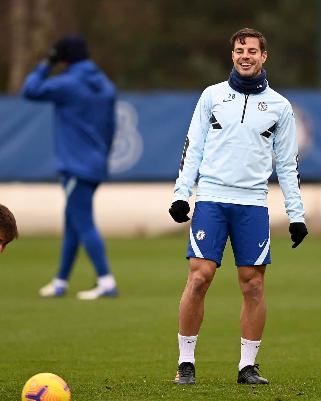 セサル・アスピリクエタさんのインスタグラム写真 - (セサル・アスピリクエタInstagram)「First training session of 2021! Focus on Sunday’s game!💪🏻💙 #CFC #HappyNewYear」1月2日 1時43分 - cesarazpi