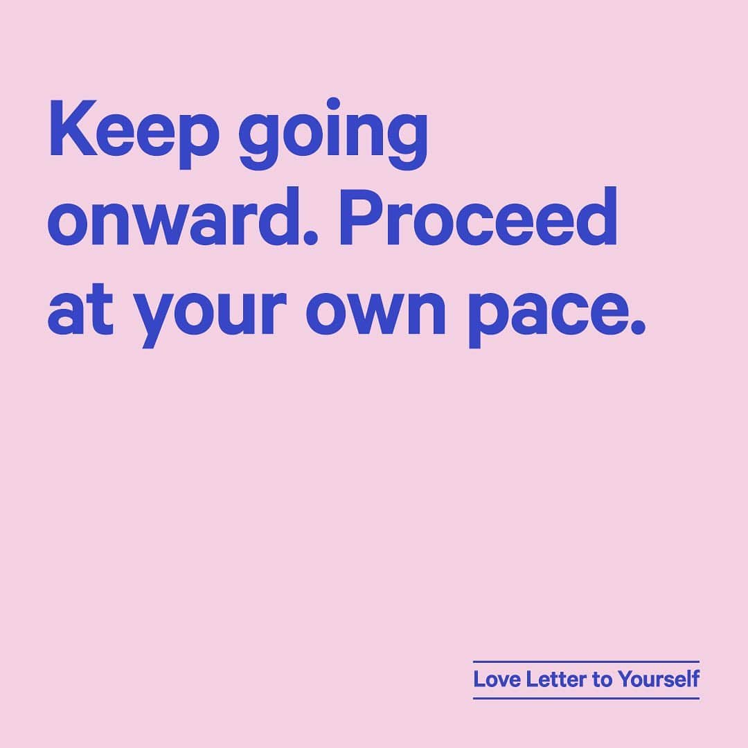 lululemonさんのインスタグラム写真 - (lululemonInstagram)「This year, we're leading with kindness. ✨  Care to join? First, show yourself some love.   Second, share with us—how will you show up for you in 2021?  P.S. Swipe for self-love inspo. and tag a friend who could use some too.」1月2日 1時56分 - lululemon