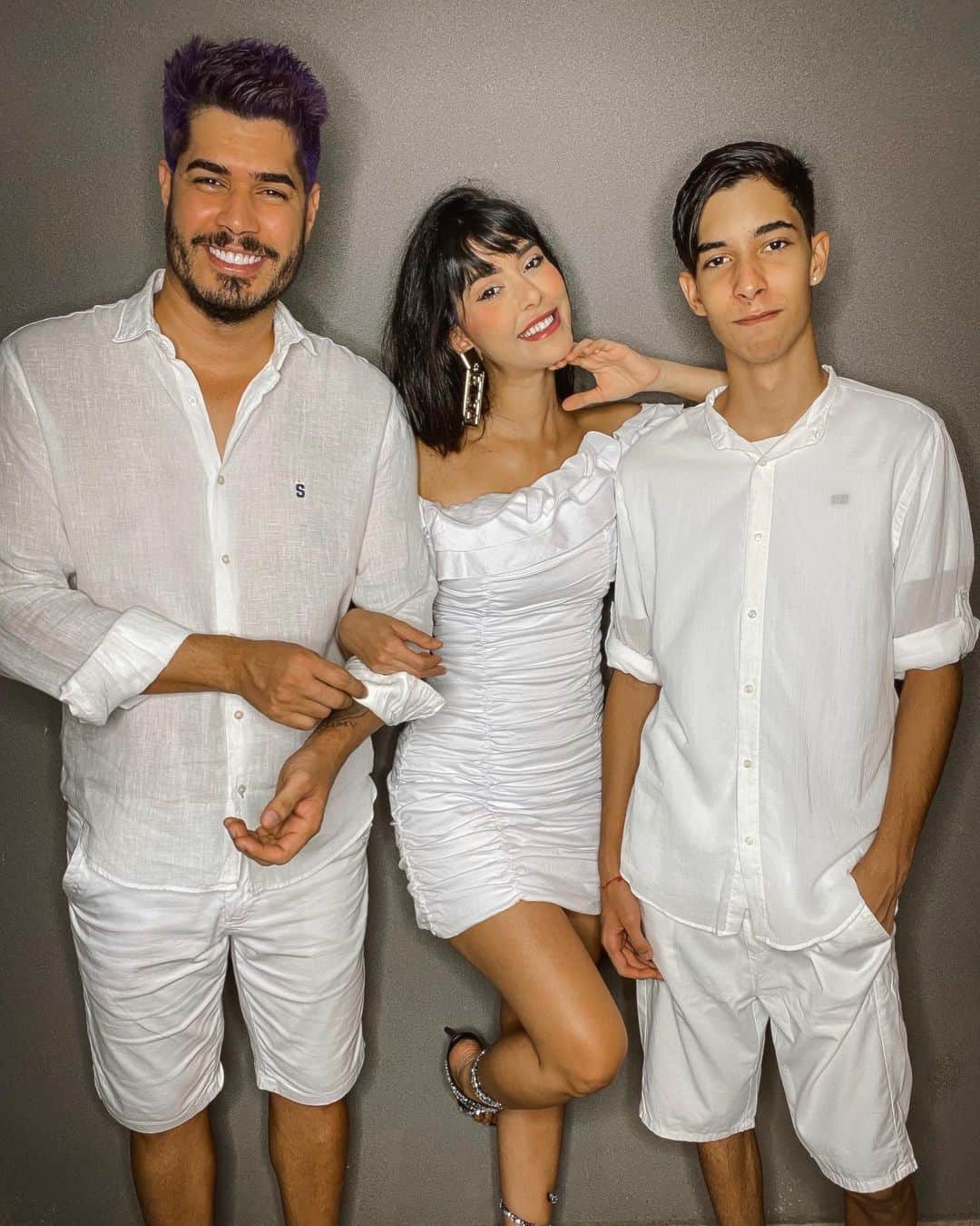 Gabriela Salesのインスタグラム：「Por e com vocês sempre! ❤️❤️❤️」