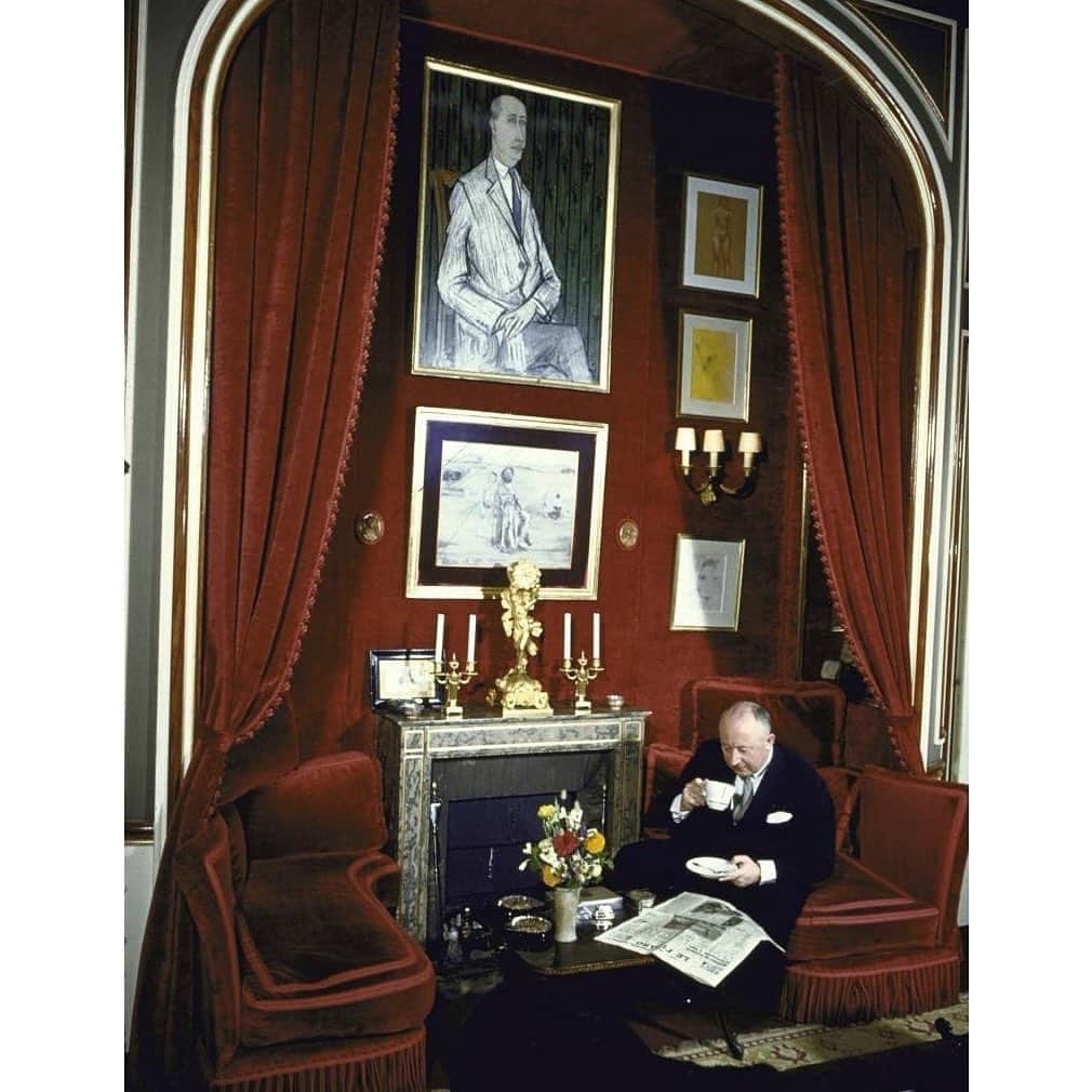 アダムのインスタグラム：「Christian Dior in his Paris apartment at 7, Boulevard Jules Sandeau. Photographed by Loomis Dean for LIFE Magazine, 1957.」