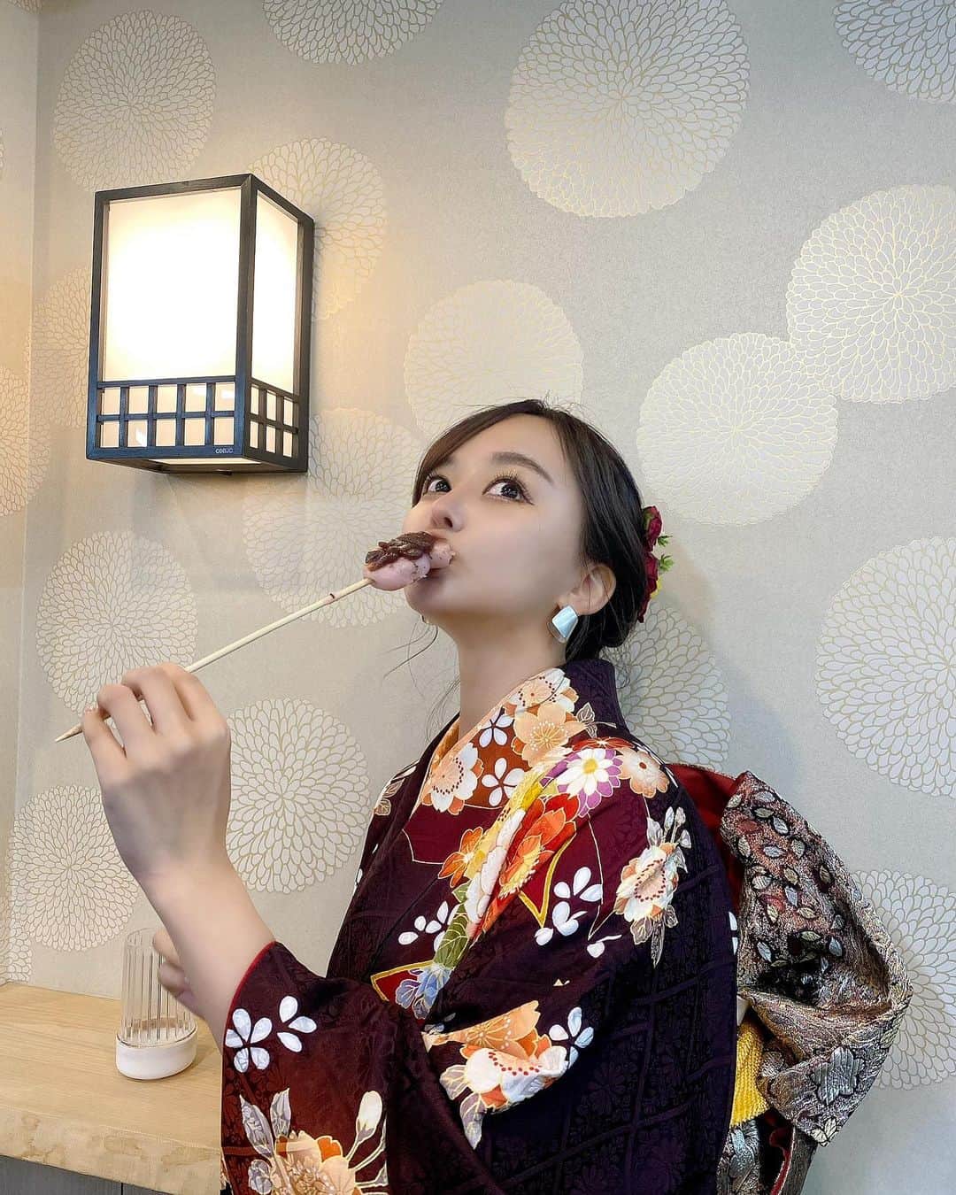 白倉あやさんのインスタグラム写真 - (白倉あやInstagram)「happy new year 2021♡  あけましておめでとうございます🎍 だいすきな桜餅を♡笑  今年も皆さんにとって素敵な1年に なりますように✨  今年もよろしくお願いします♡」1月2日 14時25分 - shirakur_a