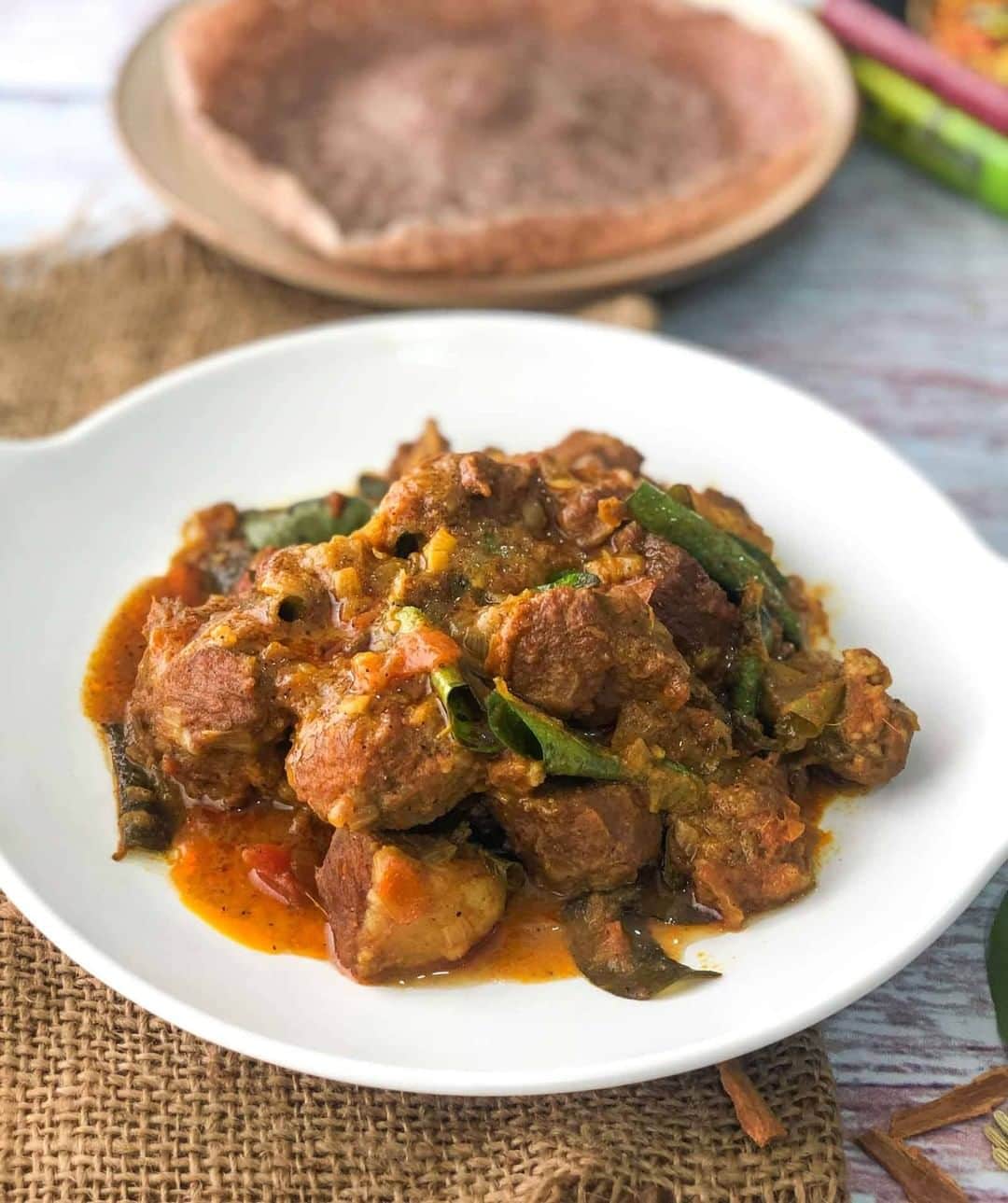 Archana's Kitchenさんのインスタグラム写真 - (Archana's KitchenInstagram)「Here's a delicious recipe of Kerala Mutton Roast, where the mutton is cooked and simmered in a spicy tomato onion gravy flavoured with curry leaves, cumin seeds, and other garam masalas. Pair this up with rotis, dosas, appams, and even rice to enjoy your Saturday lunch. Get the recipe from the smart.bio link in my profile @archanaskitchen . . . . . . . #gheeroast #keralagheeroast #saturdaylunch #weekendbrunch #foodanddrink  #winterrecipes #eatfit #cooking #food #healthyrecipes #foodphotography #recipeoftheday #comfortfood #deliciousfood #delicious #instayum #food」1月2日 14時30分 - archanaskitchen