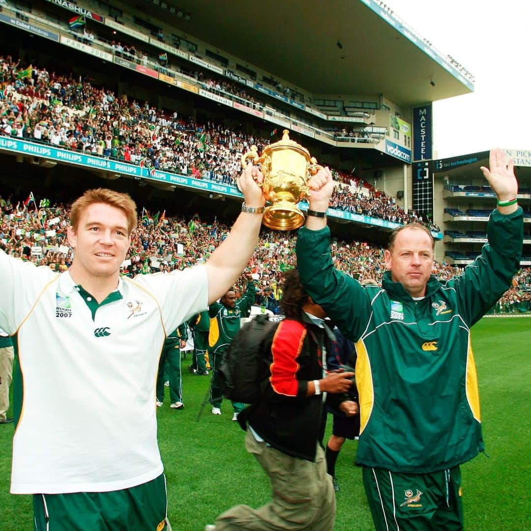 ラグビー南アフリカ代表さんのインスタグラム写真 - (ラグビー南アフリカ代表Instagram)「The Boks won the Rugby World Cup in 1995, 2007 and 2019 - every 12 years.   Which one was your favourite? 🏆  #StrongerTogether @MTNza」1月2日 14時31分 - bokrugby