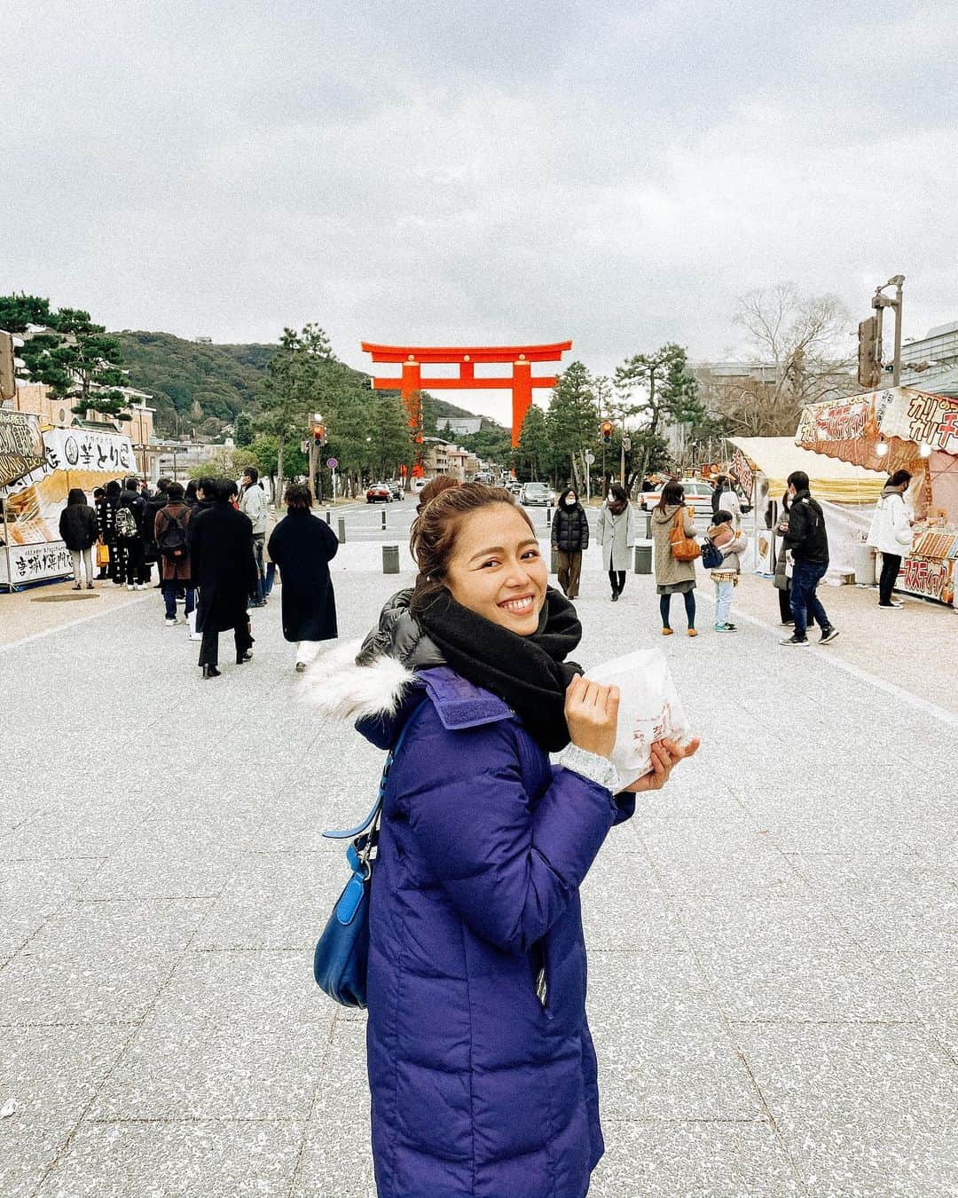 西田美保のインスタグラム：「Hello 2021..🐄⛩」