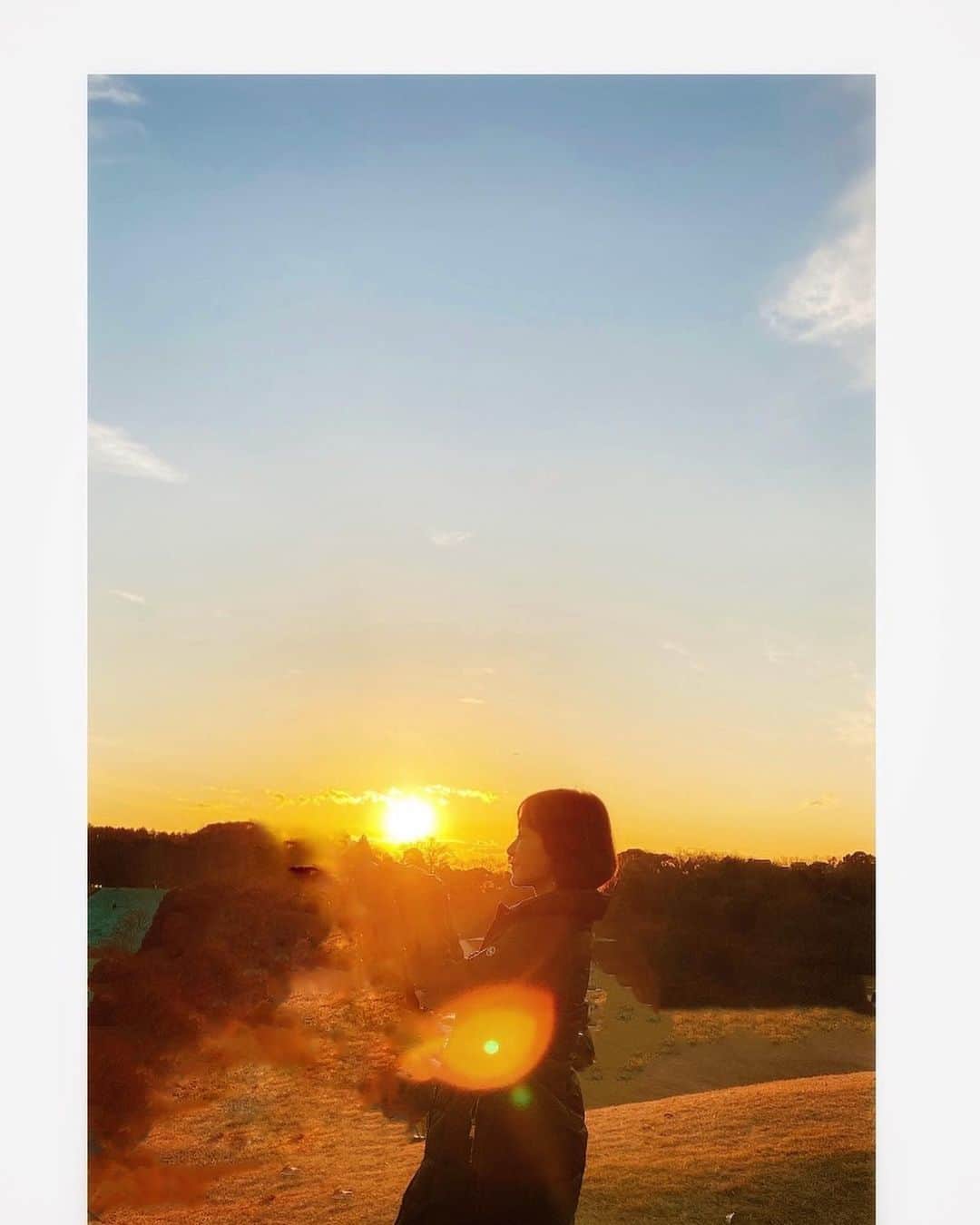 上妻未来さんのインスタグラム写真 - (上妻未来Instagram)「明けましておめでとうございます🌅 みなさんがハッピーな一年になりますように💕  今年もよろしくお願いします😚😚😚  #2021」1月2日 7時27分 - kozuma.m