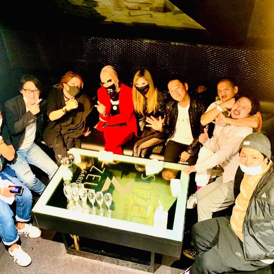 YOJI BIOMEHANIKAのインスタグラム：「All stars on NYE in Roppongi Tokyo.」