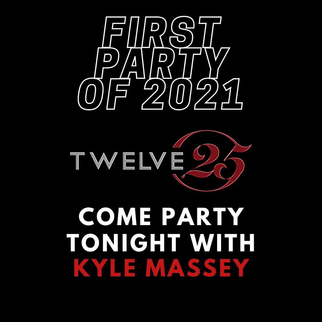 カイル・マッセイのインスタグラム：「FIRST PARTY OF 2021!!! Come start your new year off the right way!! With ya boy  Young massey 🤘🏽🤘🏽🤘🏽 #Twelve25 #tuscaloosa #alabama #rolltide」