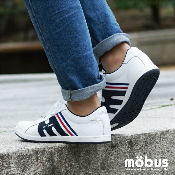 Mobus Footwearさんのインスタグラム写真 - (Mobus FootwearInstagram)「mobus年始のセールスタート！  是非モーブス各店舗へ!！  【開催店舗】 mobus京都 : 075-252-0920 mobus神戸 : 078-571-9292 mobus名古屋 : 052-262-4192 mobus下北沢 : 03-3410-1192 mobus-shoes.jp mobusfootwear.com   @mobusofficial @mobusshop @mobuskobe @mobuskyoto @mobusnagoya @mobusshimokitazawa   #mobus #モーブス #mobussneaker #モーブススニーカー #ドイツ #mobusofficial #mobusshop #ilsemobus #sale #クリアランスセール #セール情報」1月2日 9時23分 - mobusofficial