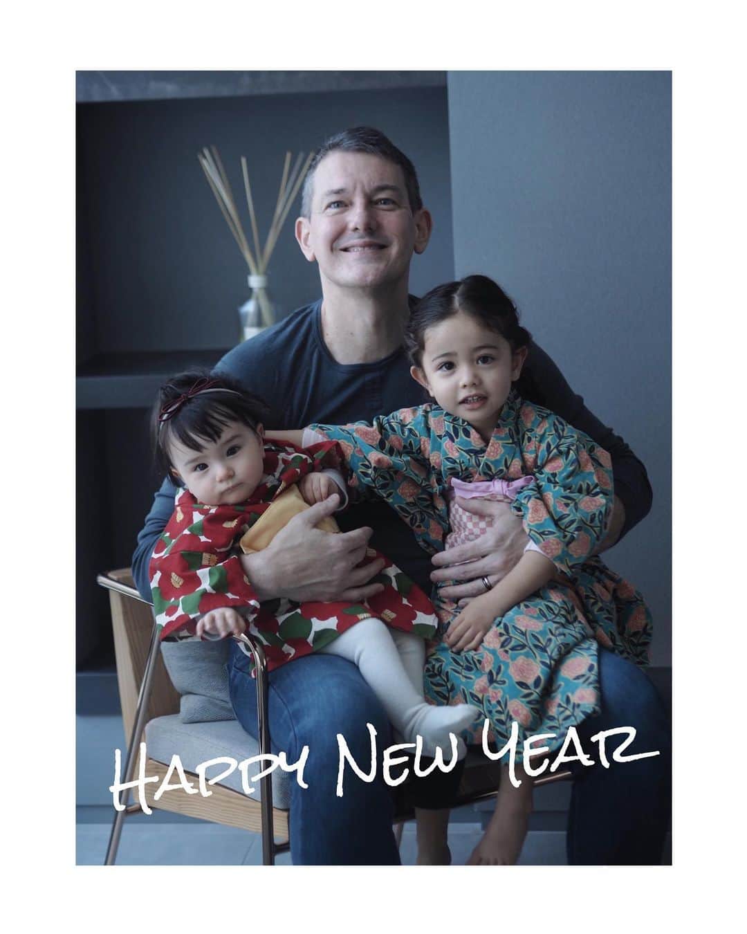 大橋菜央さんのインスタグラム写真 - (大橋菜央Instagram)「Happy New Year🎍﻿ ﻿ ﻿ ﻿ 2021年が健やかで明るい1年になりますように✨﻿ 本年もどうぞよろしくお願い致します☺️﻿ ﻿ ﻿ ﻿ #2021 #お正月 #2枚目好き🤪﻿ #miababyliving #annbabyliving」1月2日 9時29分 - naoliving