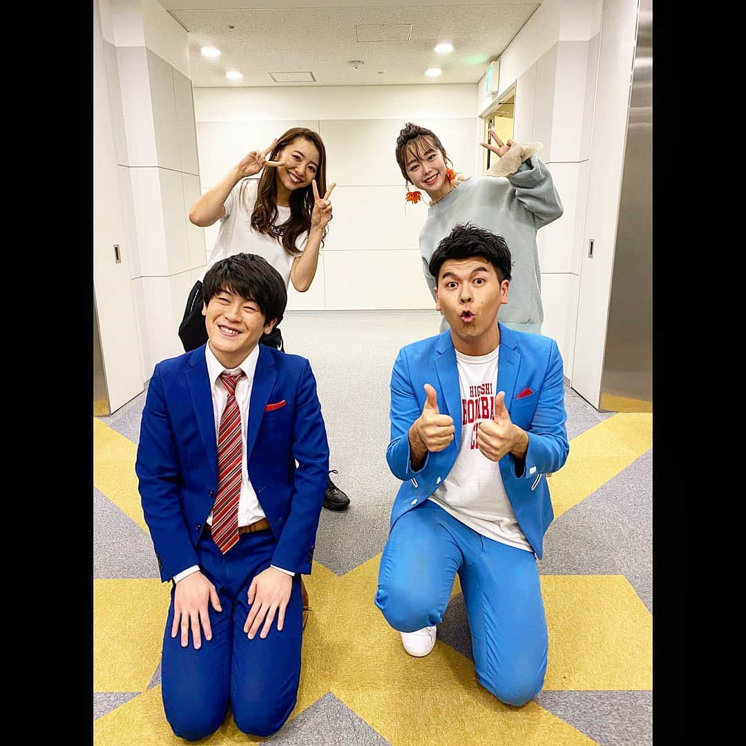 土佐卓也さんのインスタグラム写真 - (土佐卓也Instagram)「今日の家族写真 「本日お昼はウラマヨSP‼️関西の方是非🙏」 卓也  1月2日（土）の放送は、午後1：30～3：30 カンテレ  #土佐兄弟 #家族写真 #ウラマヨ #カンテレ #峯岸みなみ さん #竹脇まりな さん #CultureZ #文化放送 #あるある土佐カンパニー #土佐カン #木村拓哉 さん #リスペクト #キムタク #takuyakimura  #staysafe  #staypositive」1月2日 10時08分 - takuyatosa1