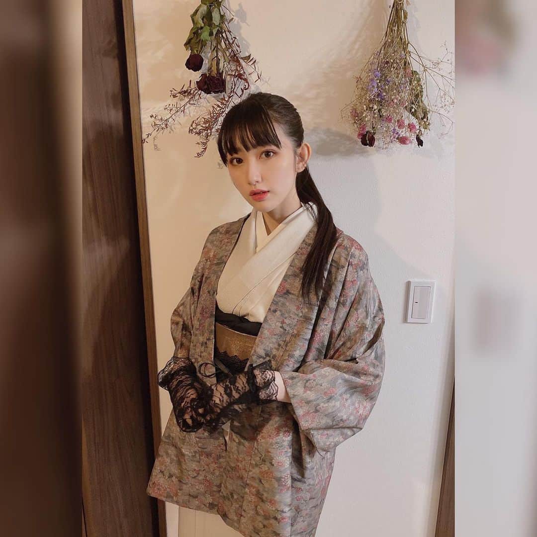 黒田瑞貴のインスタグラム：「着物アレンジ🐮💕  #着物　#ootd #ootdfashion #japanesegirl #japaneseculture #kimonostyle #kimono #kimonofashion #着物アレンジ」