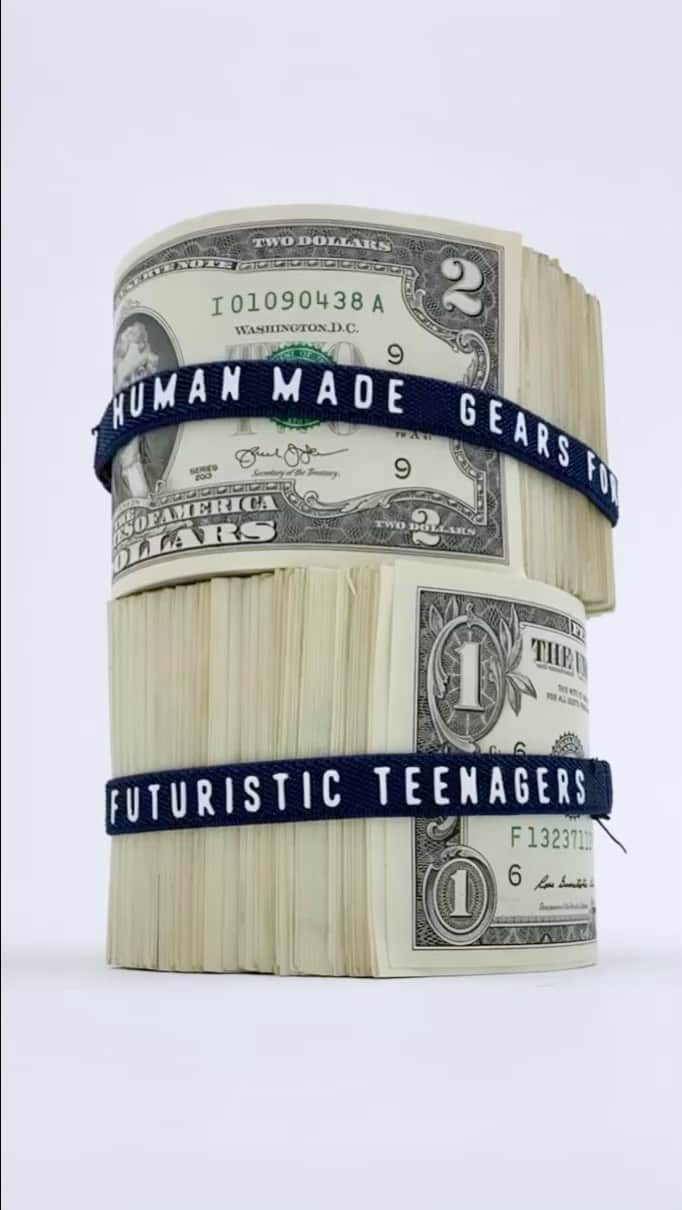 NIGOのインスタグラム：「2️⃣0️⃣💵2️⃣1️⃣」