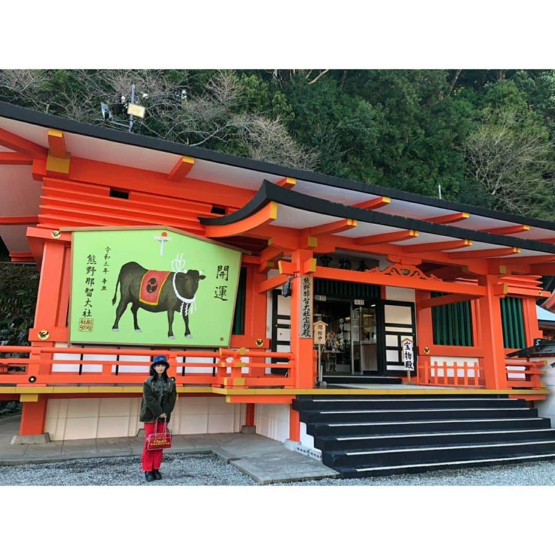 根岸可蓮さんのインスタグラム写真 - (根岸可蓮Instagram)「🎍 家族で初詣に行ってきました⛩️ おみくじ 大吉🥰 ※ ※ ※ #たこやきレインボー #たこ虹 #tacoyakirainbow #taconiji #根岸可蓮 #れんれん #Renstagram #アニメ好き #熊野那智大社 #那智大社 #那智 #熊野 #初詣 #お正月 #おみくじ #おみくじ大吉 #和歌山県 #家族旅行 ##candystripper #キャンディストリッパー #キャンスパ #followme #instagood #れんれんドキドキでーす」1月2日 23時50分 - negishikaren_official