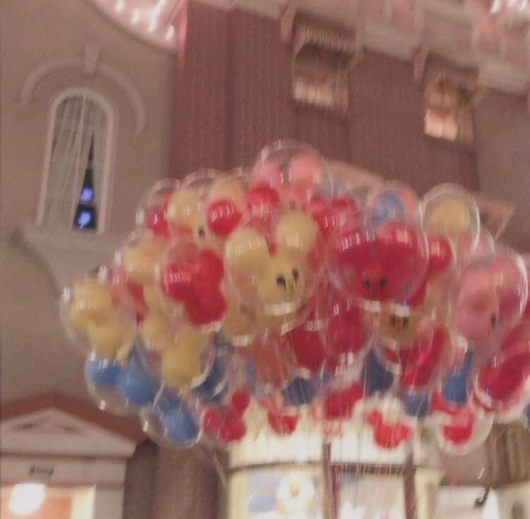 竹村夏音のインスタグラム：「みなさん、明けましておめでとうございます🐮♡  今年は去年よりもっと色んなことに挑戦していきたいです！ そして、インスタグラムを通して私の世界観をみなさんに届けていきたいなと思っています！  今年もどうぞよろしくお願いします🥰」