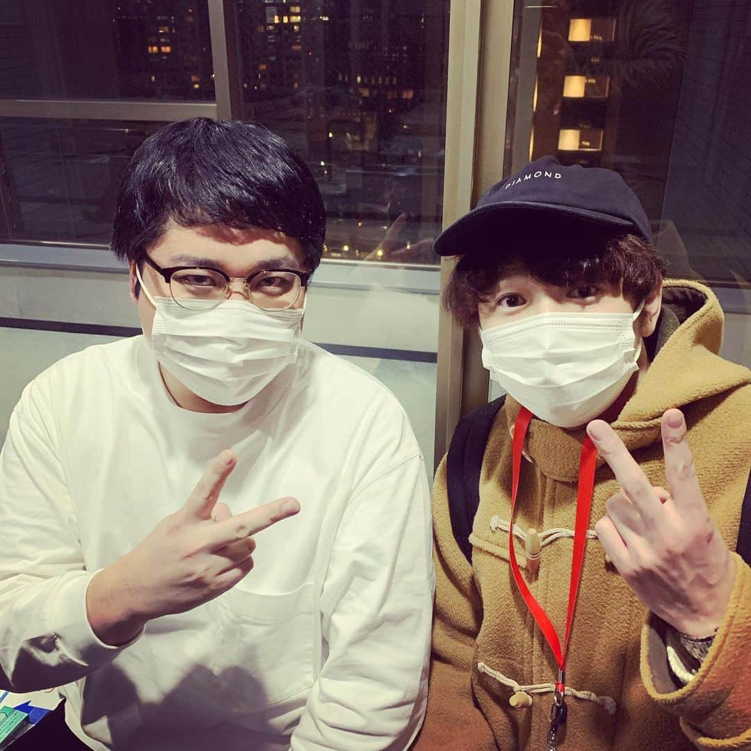 小野竜輔さんのインスタグラム写真 - (小野竜輔Instagram)「M-1グランプリ2020チャンピオン おもしろ荘2021チャンピオン  #M1#マヂカルラブリー#村上さん#おもしろ荘#ダイヤモンド#小野#大好きなお兄さん」1月2日 14時57分 - onodora0813