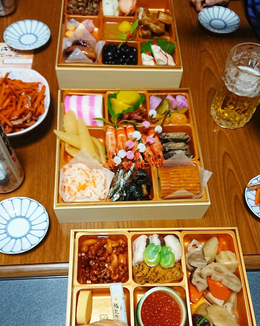 桜花のインスタグラム：「明けましておめでとうございます🗻🌷  今年のお正月は、埼玉県の実家にてゆっくりしています🍀  お正月を全力で楽しみ お正月明けに全力で発進と発信します🌷  みなさん、体調に気を付けて 暖かくお過ごしください🍀  #明けましておめでとう #明けましておめでとうございます #ハピピーンニューイヤー」