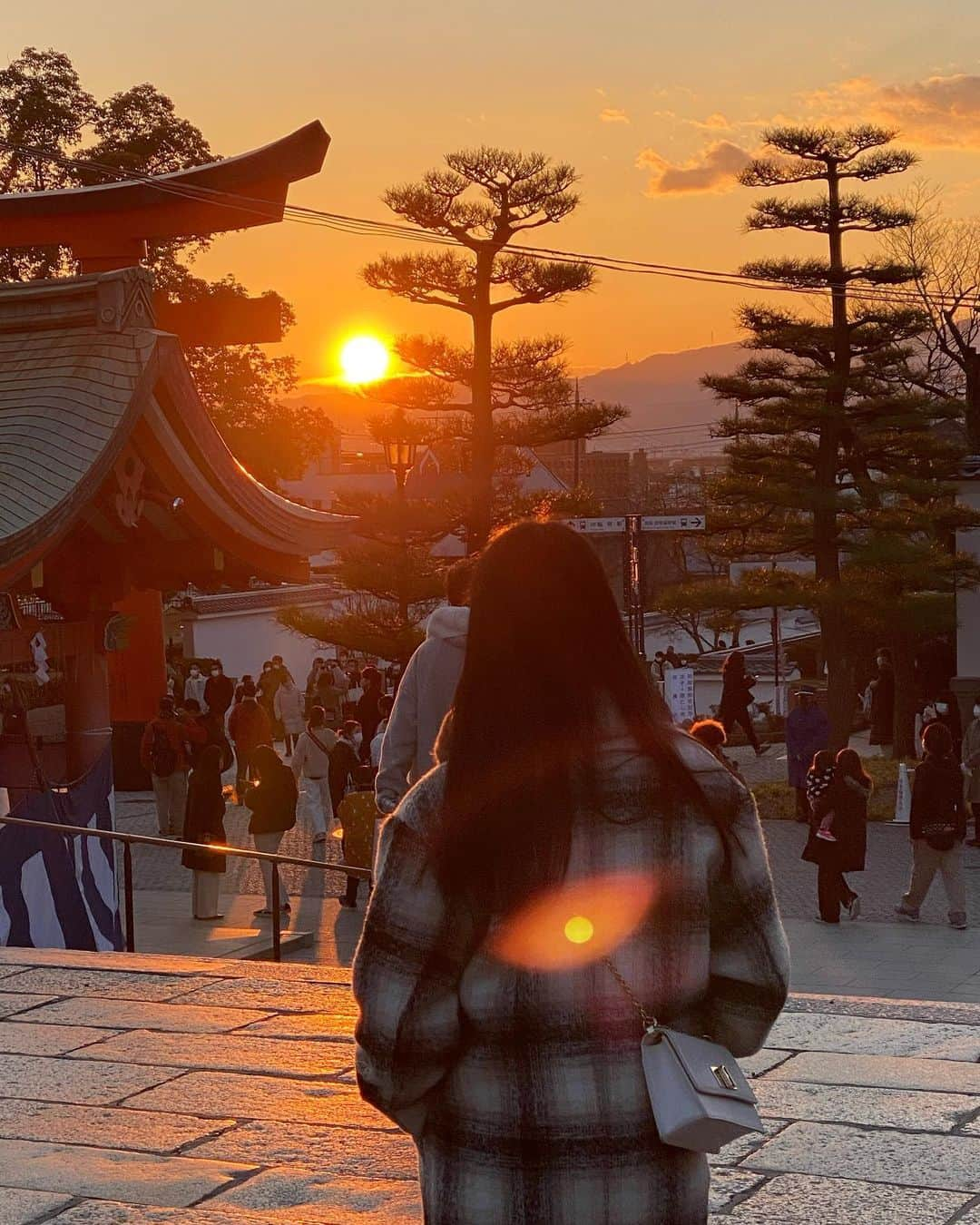 松本日向さんのインスタグラム写真 - (松本日向Instagram)「2021年初めての夕日😌 なんかパワーもらえた気がします😌！  #伏見稲荷大社 #京都 #夕日」1月2日 16時59分 - matsumoto_hinata