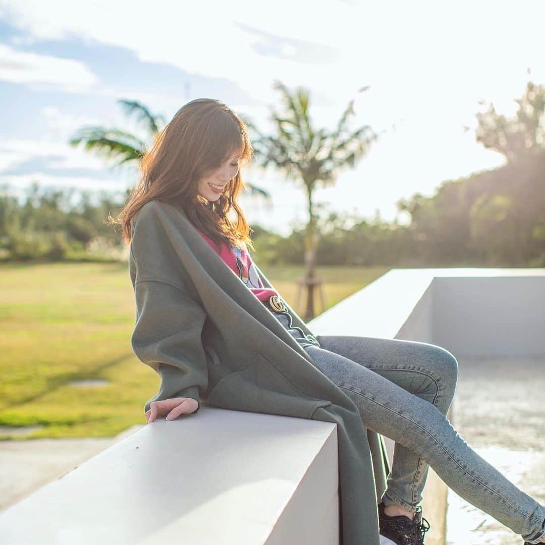 rt8のインスタグラム：「. Happy new year .  . 📷 THE WORKS model:shiori photograph&artwork:rt8 .  #best_photogram #bestphotogram_portraits #beautiful #model #fashion #japan_photo_now #portrait_perfection #IGersJP #サロモ #関西モデル #ヘアメイク #撮影依頼募集中 #モデル #撮影 #ポートレート #カメラ #写真撮ってる人と繋がりたい #写真好きな人と繋がりたい #モデル募集 #ポートレート部 #東京カメラ部 #ポートレート女子 #被写体 #ポトレ #京都 #ファインダー越しの私の世界 #作品撮り #関西写真部 #モデルさんと繋がりたい #ポートレートしま専科」