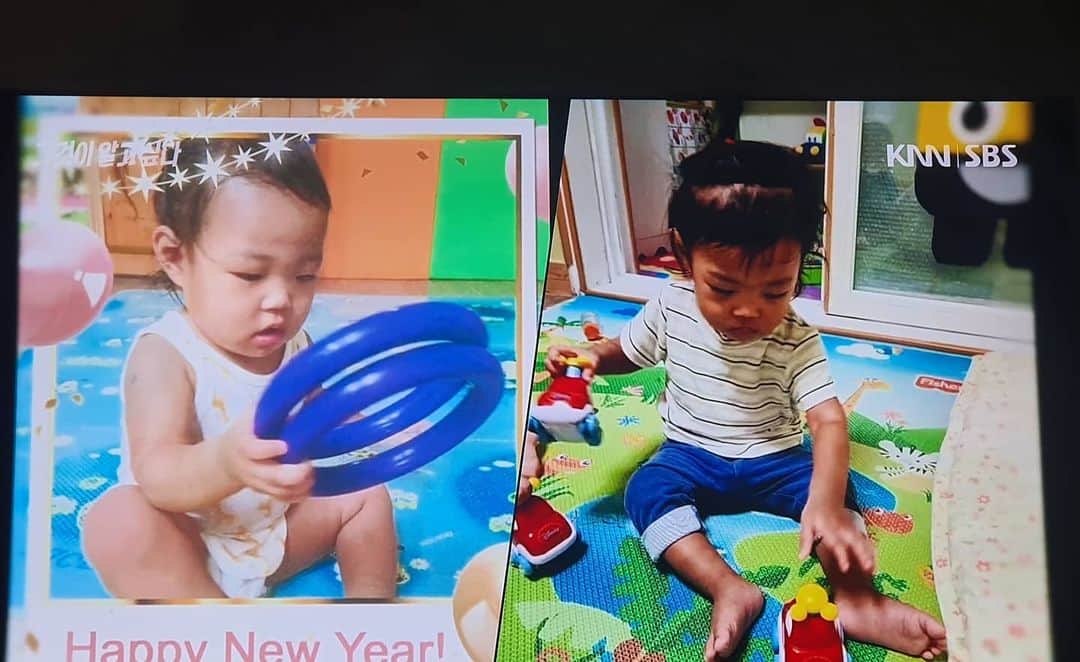 ミン・ヨンウォンのインスタグラム：「2021 아동학대 없어지길!!!!!!!!!!! 지금 #그것이알고싶다 봐주세요 *서울 남부지방법원에서 1월 13일 수요일 오전 10시 30분 306호 첫재판이 이루어진다 합니다. 지켜봐요 우리.  3번이나 신고를 했는데도 묵살된게 너무 무섭네요. 아기를 보호해줘야할 기관들이 너무 방치한건아닐까요..좋은분들도 계시지만..아기들은 말을 못하니 그것을 어른들이 더더더 신경써야 하는거 아닐까요 특히 그쪽에 계신분들은 더더더 잘아실텐데요. 정말 양심에 손을 얹고서요. 자신들이 더 잘아시겠죠. 제발 더 노력해주시고 더 신경써주세요..제발  어린이집 선생님들 너무 감사합니다 ㅜㅜ  양부모 똑같이 당하길!!!  췌장까지 손상이라니 ㅜㅜ 어떻게 때렸길래 그랬을까요 ㅜㅜㅜㅜ 그리고 학대받는 아기들있음 제발 계속 신고해주세요 병원 데리고가주세요. 제발 ㅜㅜㅜㅜㅜㅜ 아동학대 병원비 모금운동할까요  어떻게 해야할까요 ㅜㅜ ㅠㅠ #정인아미안해 #정인아미안해챌린지  #아동학대근절 #정인이#외력에의한복부손상」