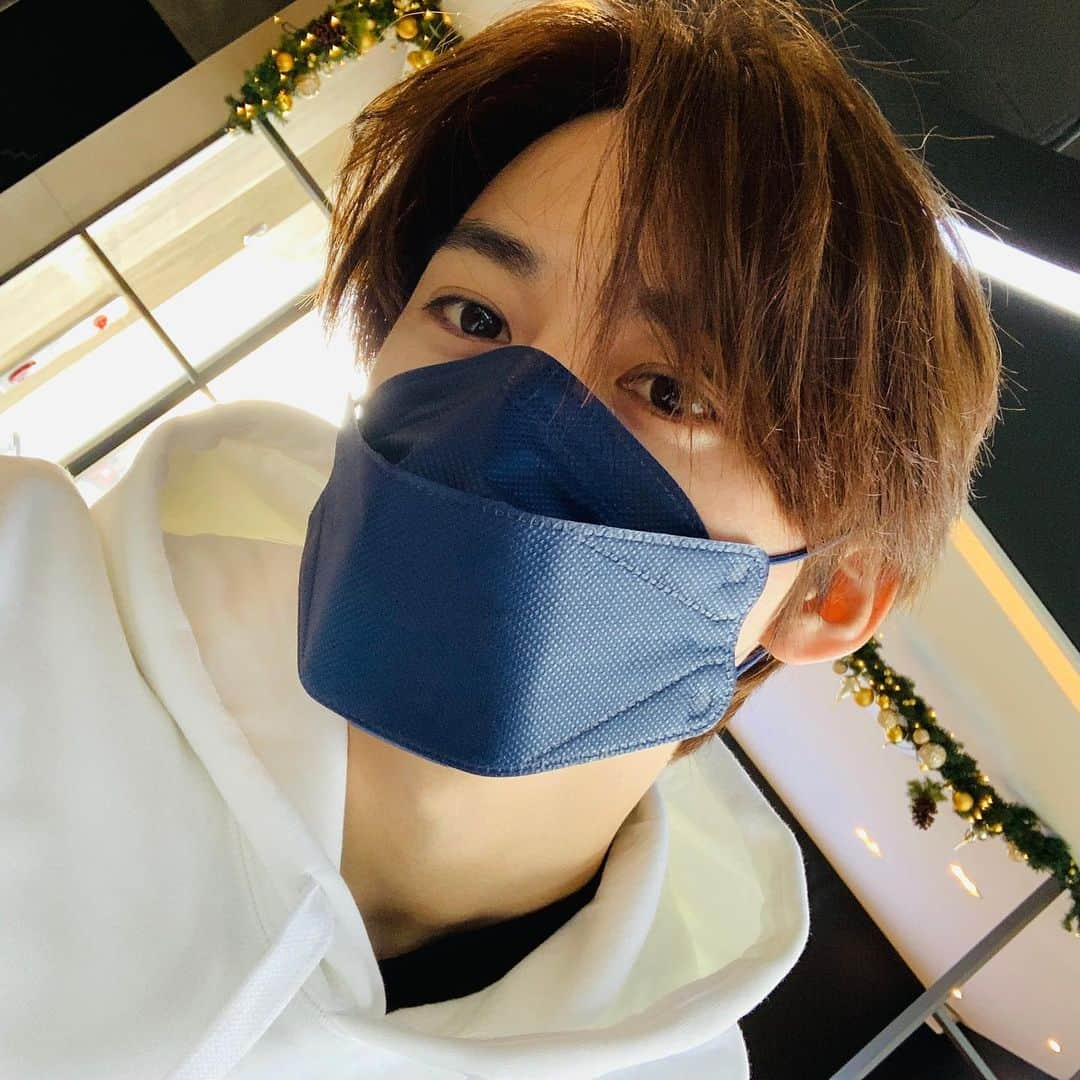 インソクさんのインスタグラム写真 - (インソクInstagram)「Hey👋 #inseok」1月2日 18時43分 - soku_sokus