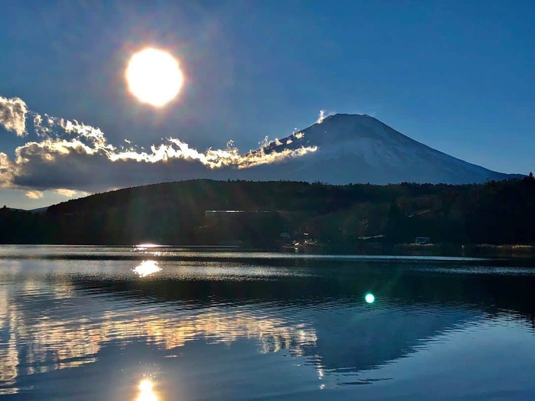 渡辺裕之さんのインスタグラム写真 - (渡辺裕之Instagram)「#霊峰富士山 #2021 #今日の富士山」1月2日 18時44分 - hiroyuki6267