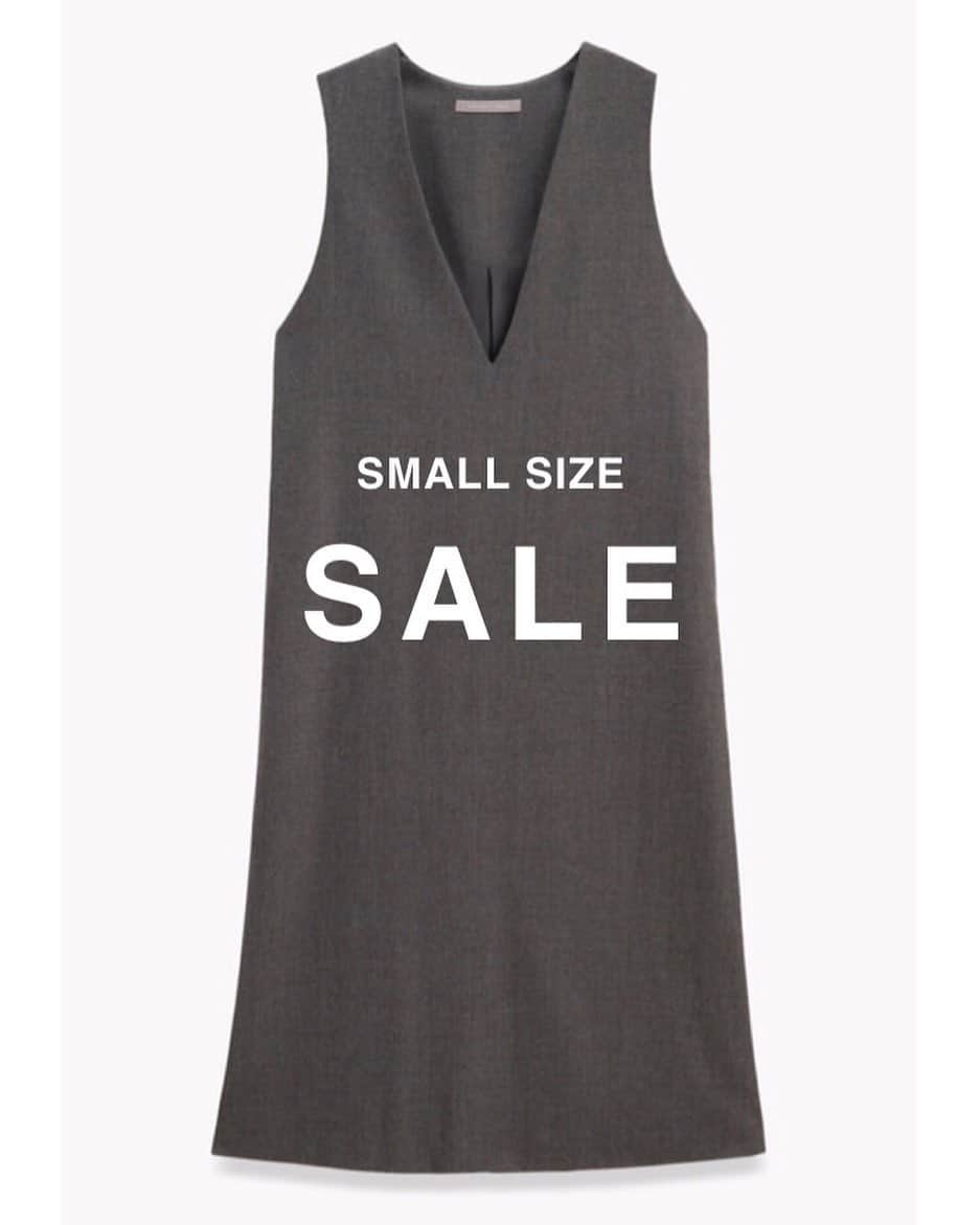 のインスタグラム：「［SMALL SIZE SALE ITEMS］﻿ スモールサイズセール開催中。﻿ 2020FALL & WINTERのセール対象商品から人気アイテムをご紹介。﻿ ﻿ 3.ストレートシルエットジャンパースカート﻿ Saxony Soft Jada LS str﻿ ﻿ 〈身長150cm前後の小柄な方に美しくフィットするTheory luxeのスモールサイズ〉﻿ ﻿ -SMALL SIZE 店舗情報-﻿ 池袋西武店﻿ 新宿伊勢丹店﻿ 梅田阪神店﻿ ﻿ ﻿ ［Information］﻿ -レギュラーサイズONLINE SALE開催のお知らせ-﻿ 2021.1.8(金) AM8:00 START﻿ ﻿ #theoryluxe #smallsize #sale #jumperskirt #スモールサイズ #セール #ジャンパースカート #セオリーリュクス」