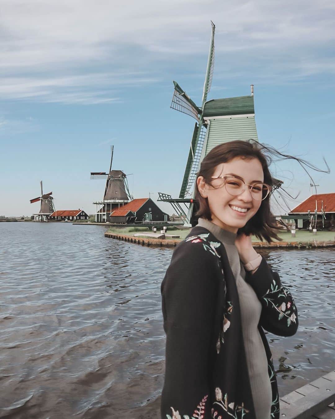 Kimberly Ryderのインスタグラム：「Berharap tahun ini bisa traveling lagi... (gimaneee caranya ada 2 bayik 🤔) Apa harapan kalian 2021 ini selain 🦠 awayyy? 📷 @edward_akbar」