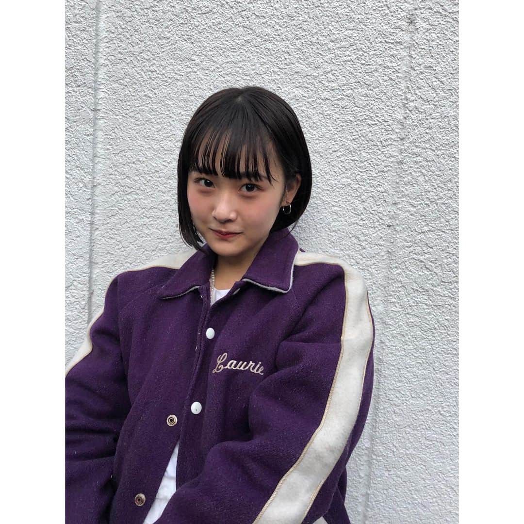 水嶋いとさんのインスタグラム写真 - (水嶋いとInstagram)「・ だんだんニヤけていく顔 この順番で表情変わってるんだよ ・ ・ ・ #イトのフク」1月2日 19時31分 - ito_mizushima