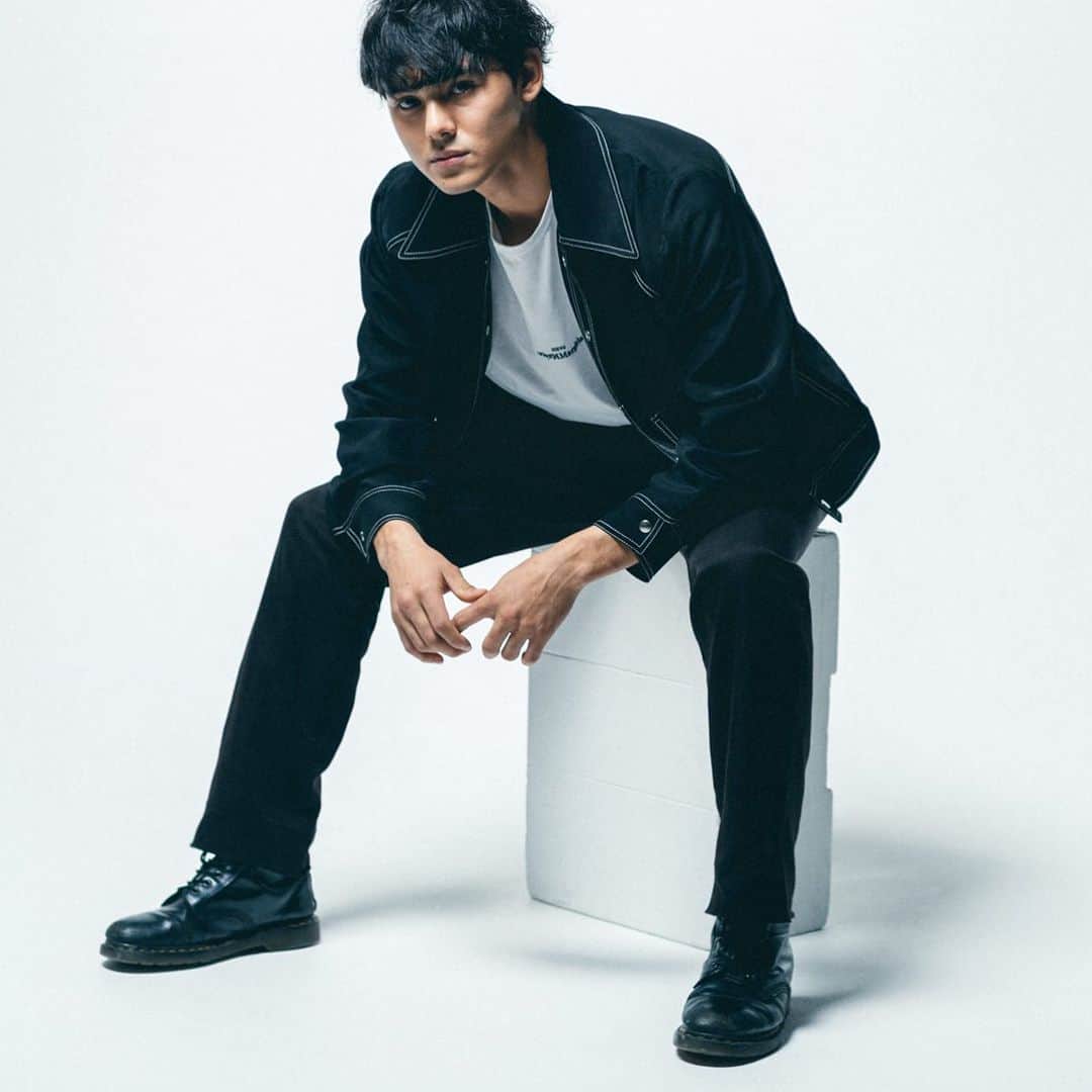大田光るのインスタグラム：「あけましておめでとうございます🎍 2021年も宜しくお願い致します。  Happy New Year✌🏼 I look forward to your continued good will in the coming year❤️」