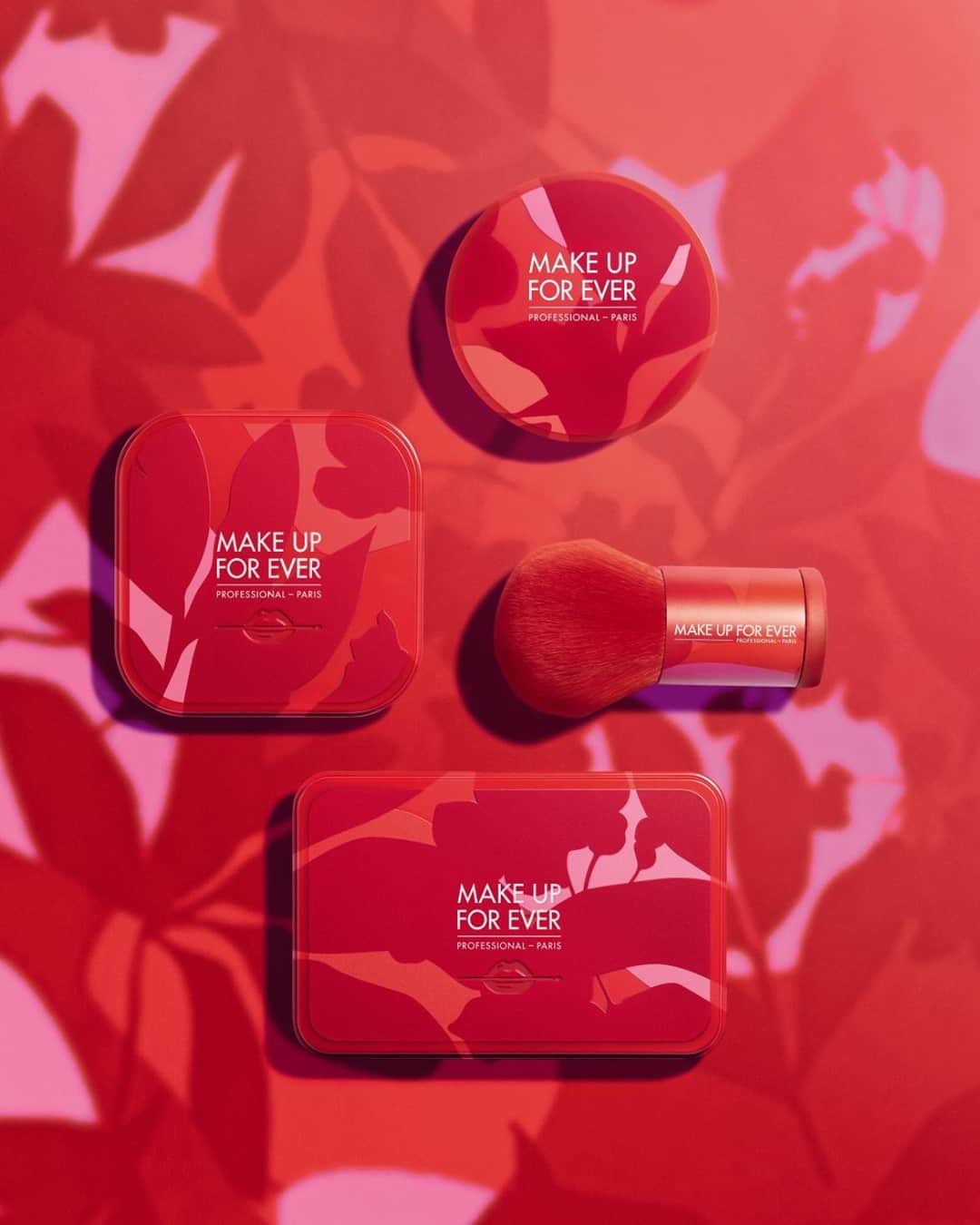 MAKE UP FOR EVER OFFICIALさんのインスタグラム写真 - (MAKE UP FOR EVER OFFICIALInstagram)「The #ChineseNewYear Collection is here!⁣ ⁣ Discover four iconic #makeupforever products in their limited edition packaging:⁣ #UltraHDLoosePowder⁣ #Kabuki Brush⁣ #ArtistFaceColor Palette⁣ #ArtistColorShadow Palette ⁣ ⁣ Available in selected countries. ⁣ _⁣ ⁣ #ChineseNewYear⁣ #lunarnewyear⁣ #makeupforever」1月2日 20時01分 - makeupforever