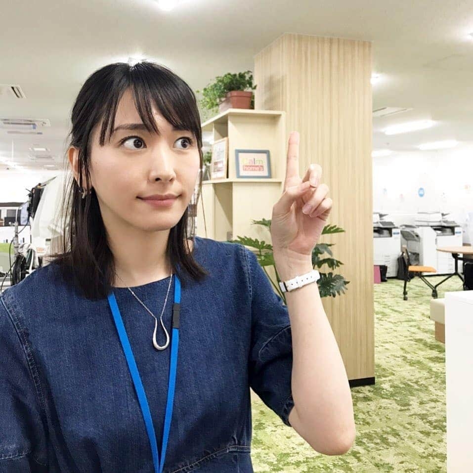 新垣結衣　ファンアカウントのインスタグラム：「・ 逃げ恥新春スペシャル🥰 ・ #逃げ恥 #新春スペシャル #カウントダウン #新垣結衣 #ガッキー #aragakiyui #星野源」