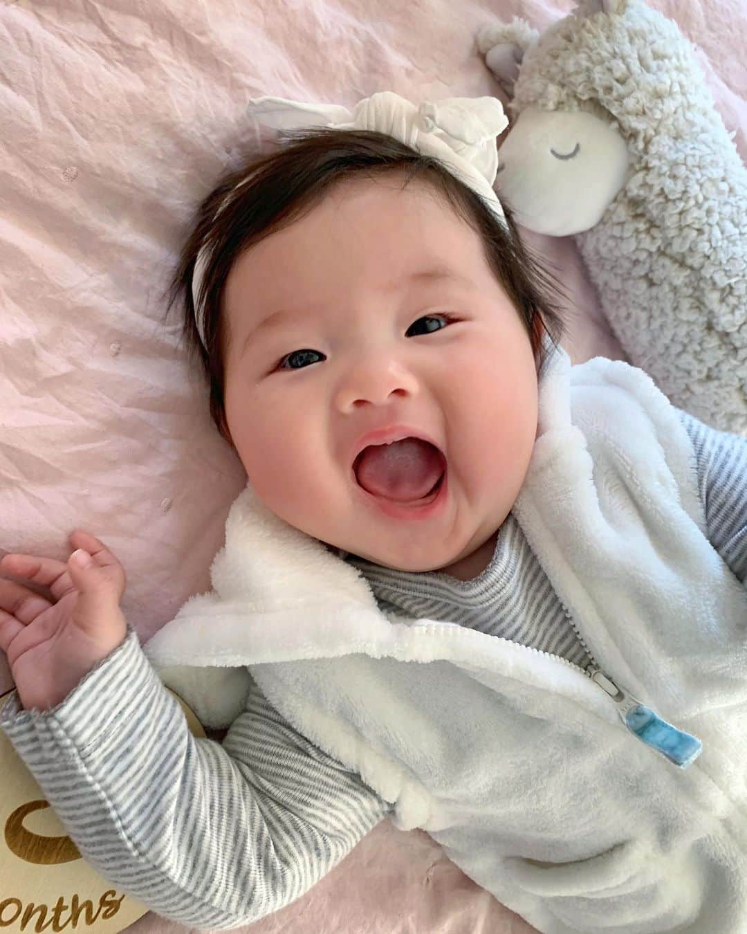 エリナ シルカのインスタグラム：「3 months 🐰」