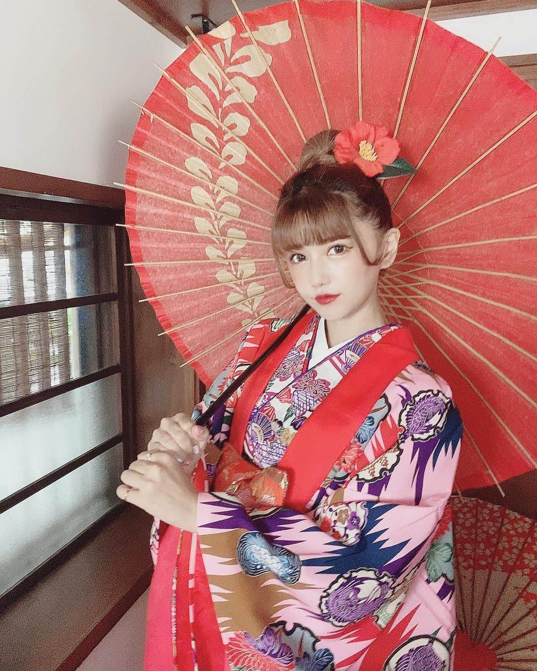 河西里音のインスタグラム：「お正月いかがお過ごしですか？♡ ♡ 今日から2021年一発目の あけおめ配信スタートです✨ ID:Rion🌈🎙💖 遊びに来てねー♪♪♪ #お正月 #着物女子  #ライブ配信  #pococha  #ポコチャ #ポコチャライバー」