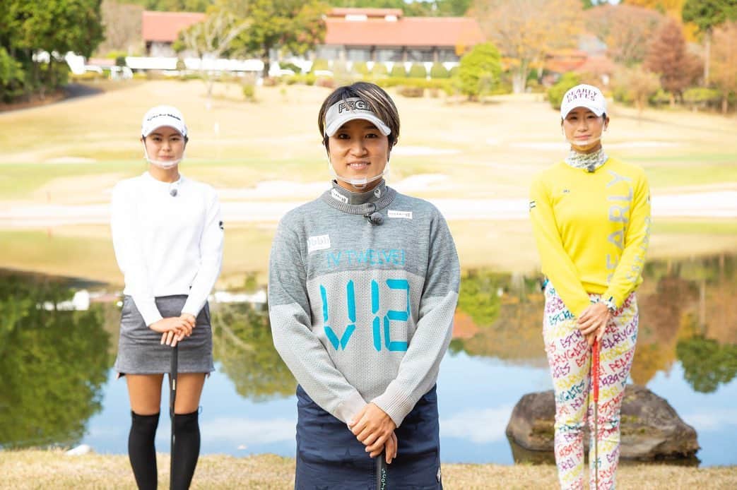 藤本麻子のインスタグラム：「⛳️🏌️‍♂️🏌🏻‍♀️ 今日よる21:00〜 BS-TBS 🎍ゴルフ3キングダム新春スペシャル🎍 . 男子vs男子シニアvs女子 チーム対決‼️ . 男子プロチーム #堀川未来夢プロ @mikumu.h  #浅地洋佑プロ @yo0524  #時松隆光プロ @genzo_tokimatsu 応援団長📣#小山武明プロ  . 男子シニアチーム #芹澤信雄プロ #藤田寛之プロ @fujita_golf_official  #原川光則プロ 応援団長📣#コカドケンタロウ さん(ロッチ) . 女子プロチーム #木戸愛プロ @megumikidoofficial  #松森彩夏プロ　@ayaka_matsumori_official  #藤本麻子 応援団長📣#柴田英嗣 さん(アンタッチャブル) . みんな見てね〜😇💜 #ゴルフ3キングダム #G3K #BSTBS #Paravi @golf3kingdom_bstbs  #ゴルフ3キングダム」
