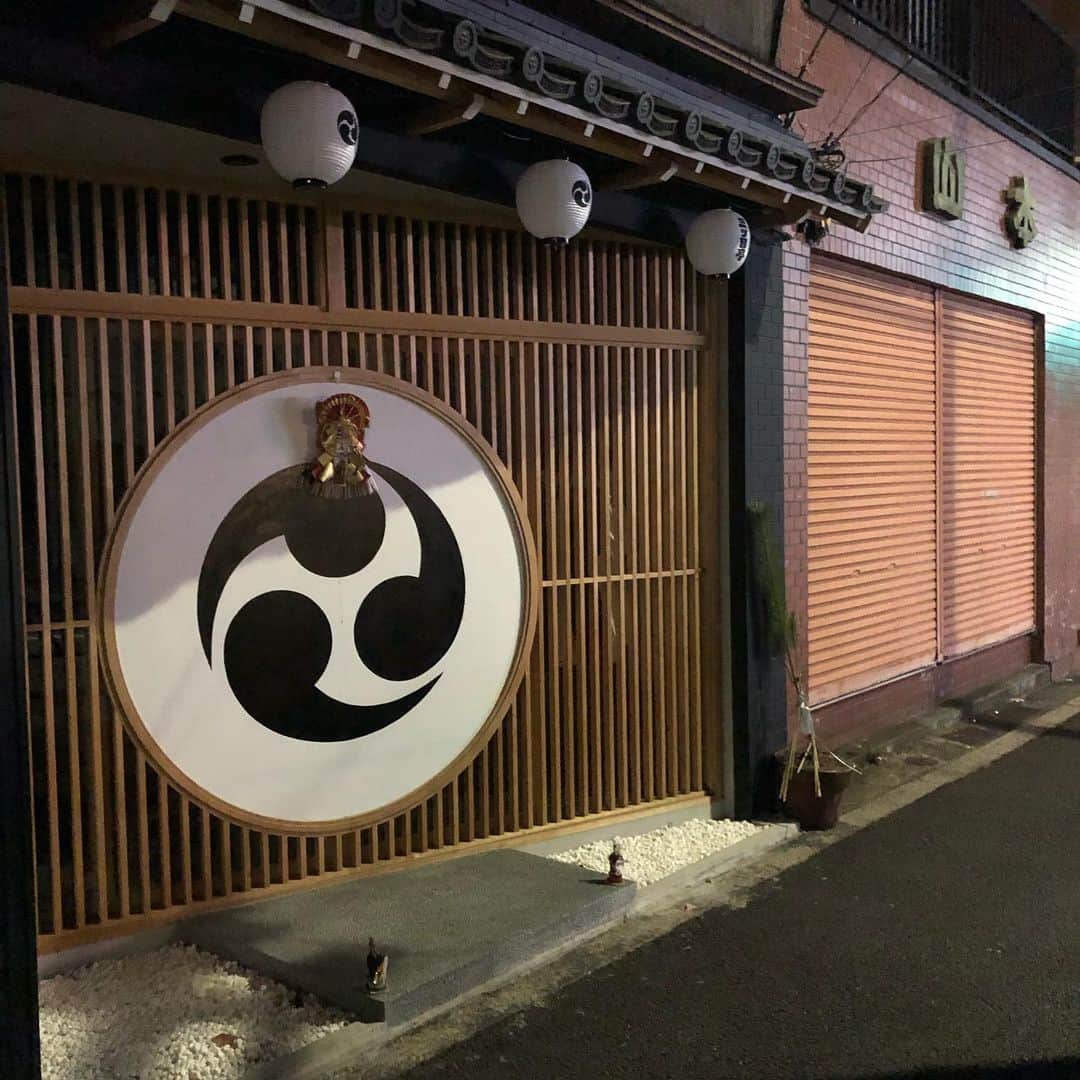 橋本塁さんのインスタグラム写真 - (橋本塁Instagram)「今晩は！昨日の22時に1／2夜ラン10km終了！ 今日も晴天で走りやすかったです！ 心身ともに健康で。  #stingrun #夜ラン #玉ラン #adidas #adidasultraboost  #run #running #ランニング　#心身ともに健康に #東京 #中目黒」1月3日 0時05分 - ruihashimoto