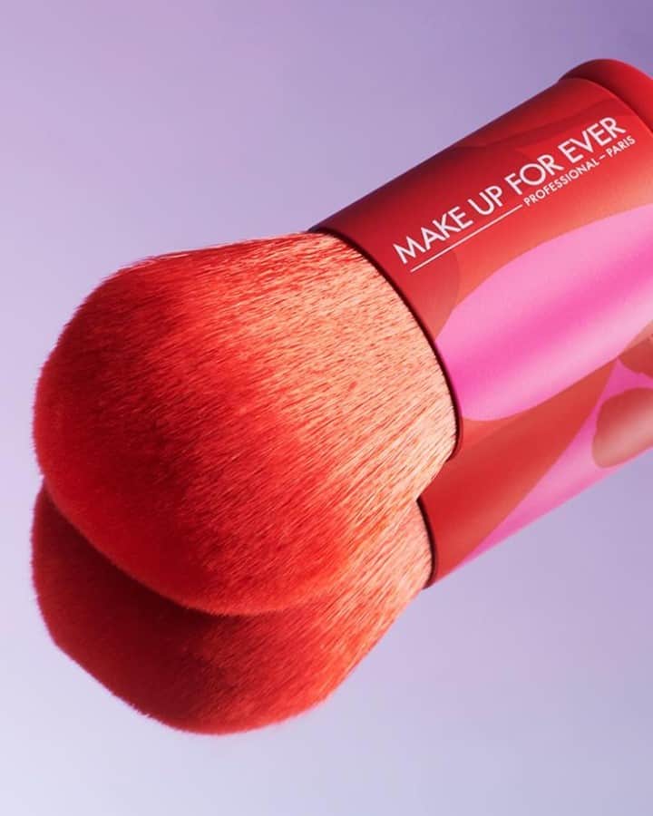 MAKE UP FOR EVER OFFICIALさんのインスタグラム写真 - (MAKE UP FOR EVER OFFICIALInstagram)「Taking you closer to #ChineseNewYear #Kabuki Brush!⁣ ⁣ Introduced by Brand Ambassador @lyx0420 this powder brush is the ideal tool to get the FLAWLESS finish you love!  ⁣ Available now in selected countries only. ⁣ _⁣ ⁣ #ChineseNewYear⁣ #lunarnewyear⁣ #Kabuki⁣ #makeupforever⁣ ⁣」1月3日 1時01分 - makeupforever