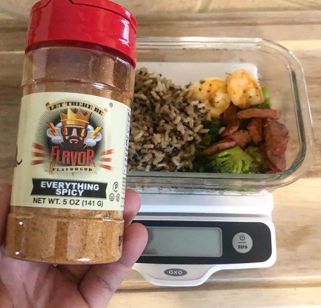 Flavorgod Seasoningsさんのインスタグラム写真 - (Flavorgod SeasoningsInstagram)「With 30 flavors to choose from Flavorgod seasonings are prefect for your new years resolutions💪⁠ -⁠ New Years Resolution SALE - $15 Keto Combo Pack $34 Meal prep Combo Pack!⁠ -⁠ Click link in the bio -> @flavorgod  www.flavorgod.com⁠ -⁠ 📷: @n.quinnfit⁠ -⁠ Flavor God Seasonings are:⁠ ✅ZERO CALORIES PER SERVING⁠ ✅MADE FRESH⁠ ✅MADE LOCALLY IN US⁠ ✅FREE GIFTS AT CHECKOUT⁠ ✅GLUTEN FREE⁠ ✅#PALEO & #KETO FRIENDLY⁠ -⁠ #food #foodie #flavorgod #seasonings #glutenfree #mealprep #seasonings #breakfast #lunch #dinner #yummy #delicious #foodporn」1月3日 2時01分 - flavorgod